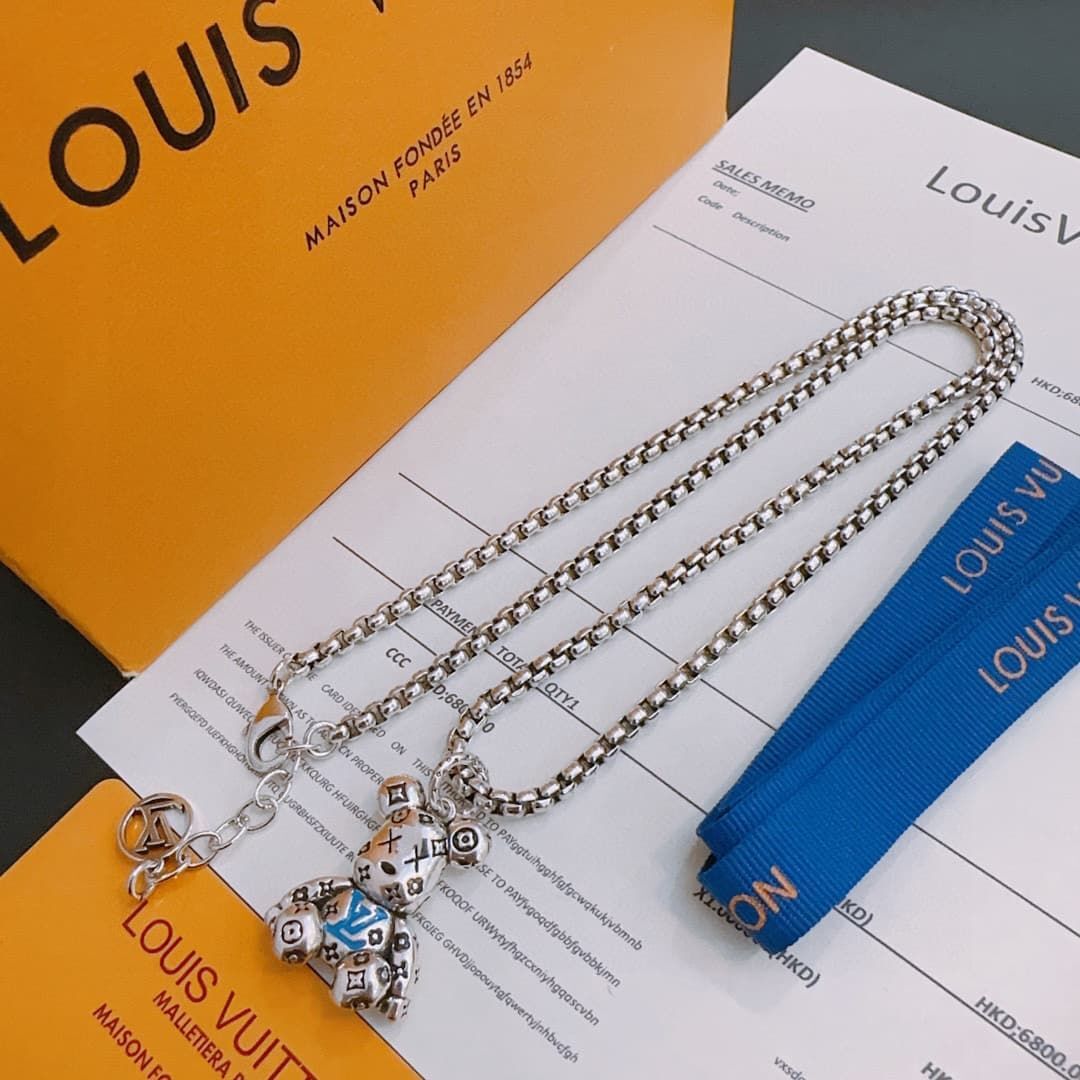 lv-necklace_13_2.jpg