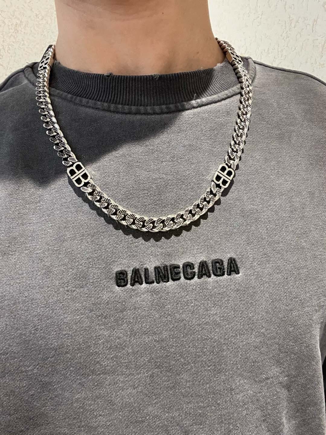 balenciaga-necklace_53_2.jpg