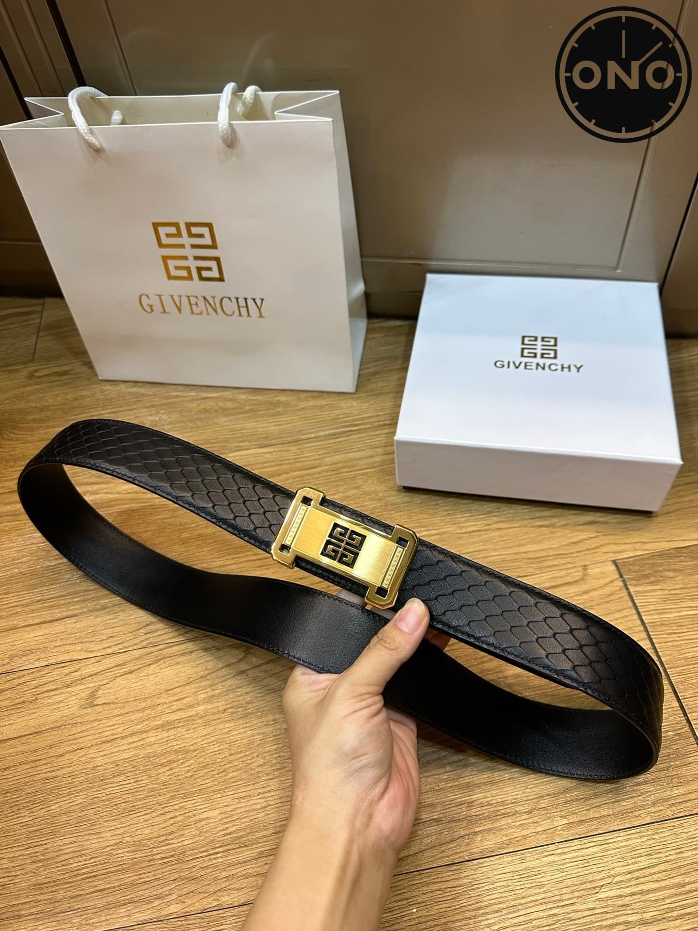 givenchy_belt_59_3.jpg