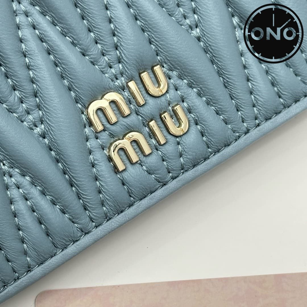miumiu_wallet_5_5.jpg