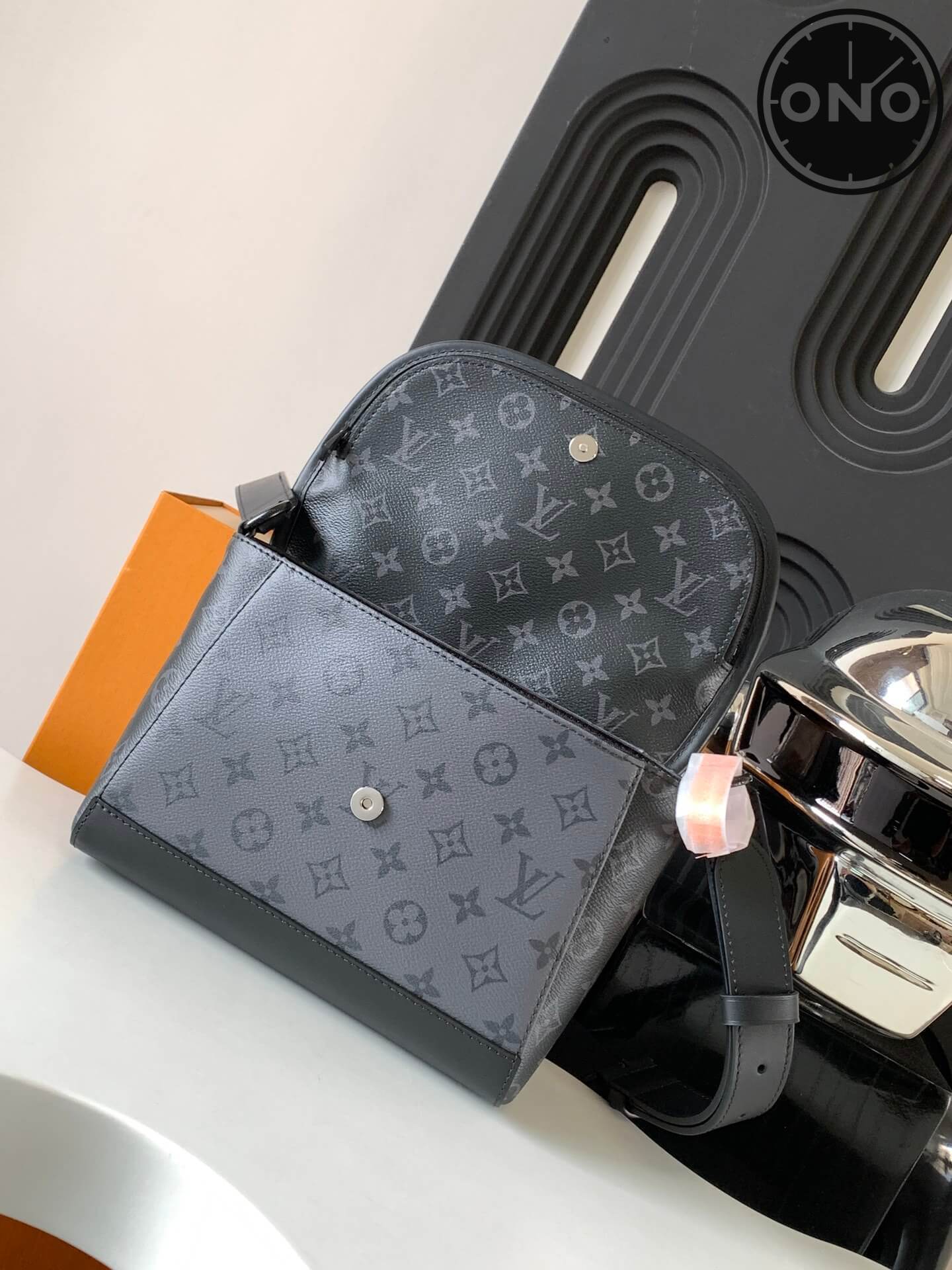lv_men_8_7.jpg