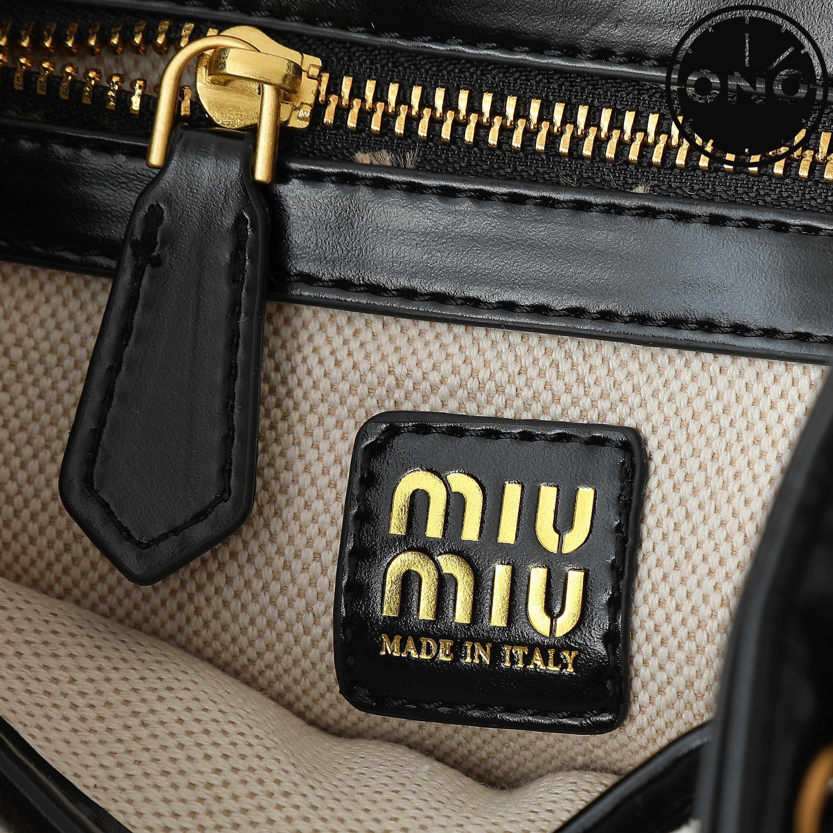 miumiu_women_33_8.jpg