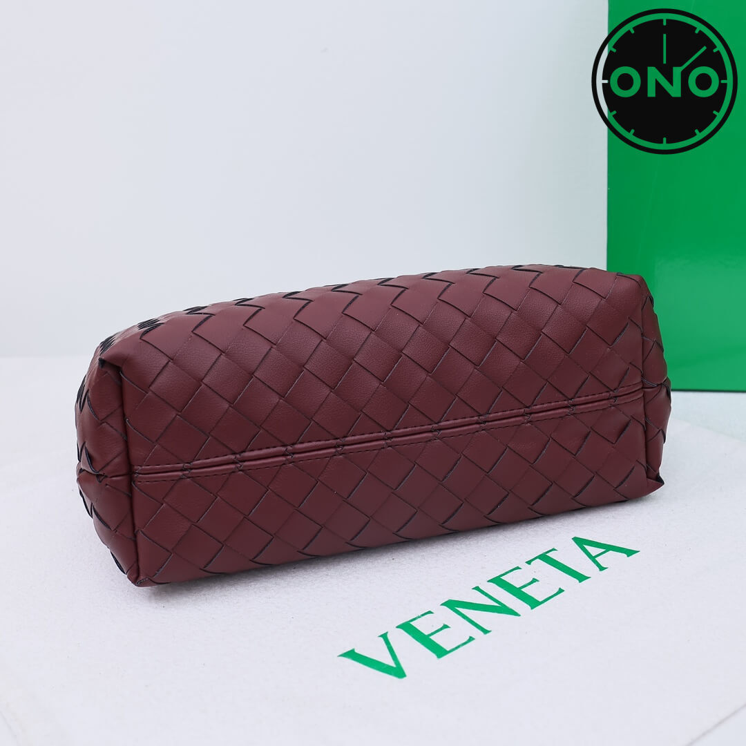 bottega_veneta_women_147_4.jpg