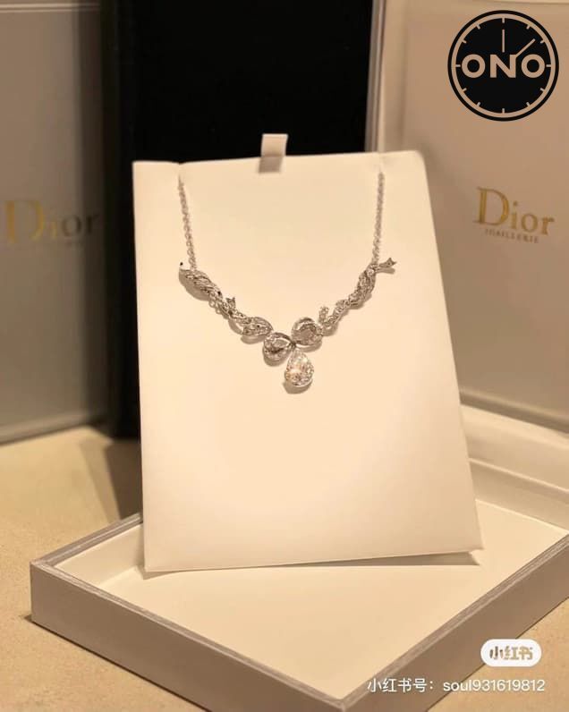 dior-necklace_25_1.jpg