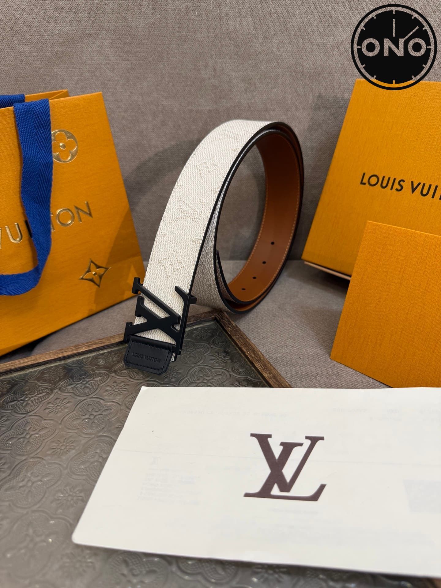 lv_belt_22_2.jpg