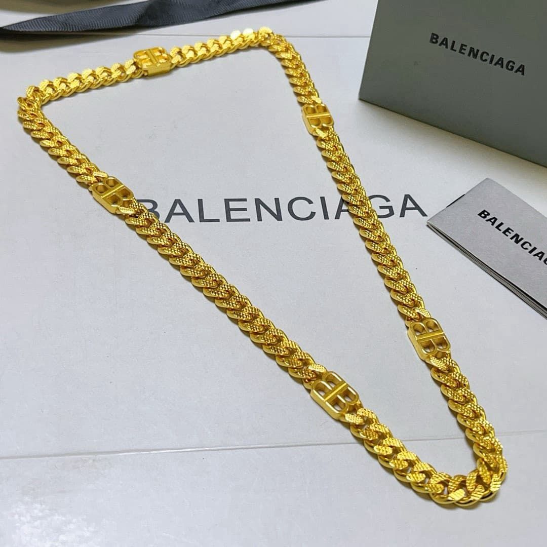 balenciaga-necklace_22_4.jpg