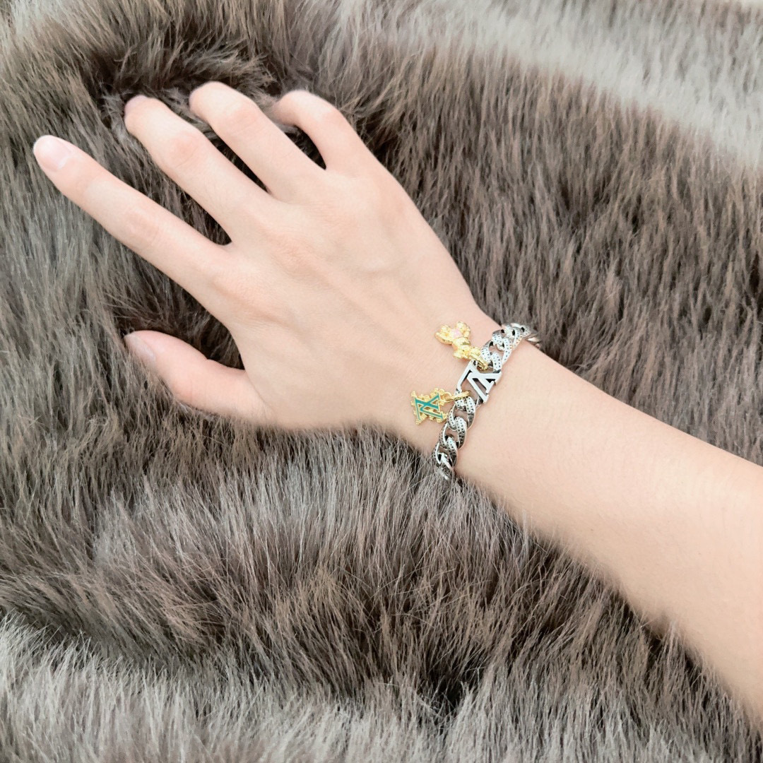 lv-bracelet_10_8.jpg