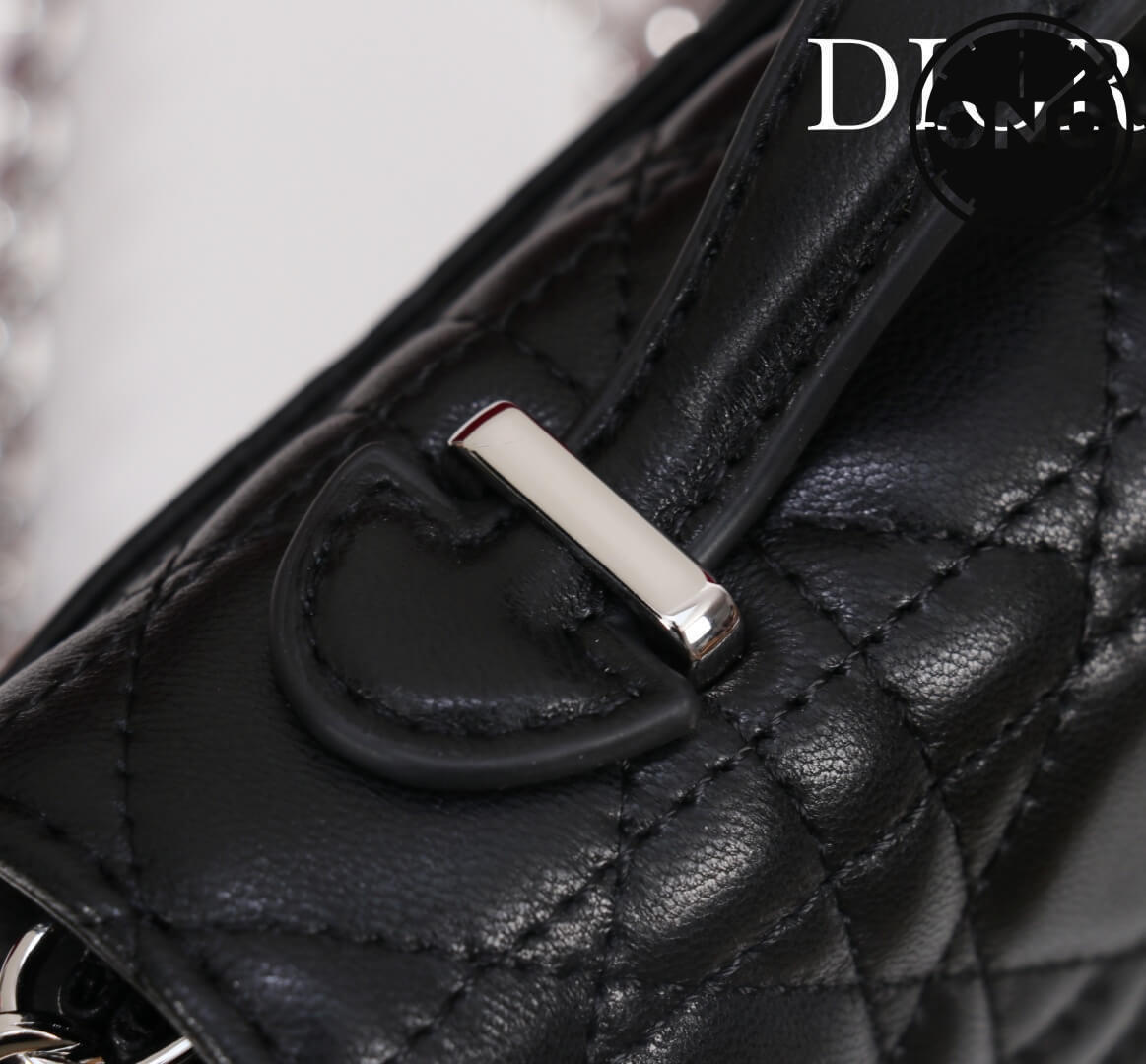 dior_women_80_7.jpg