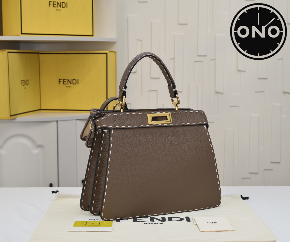 fendi_women_80_4.jpg