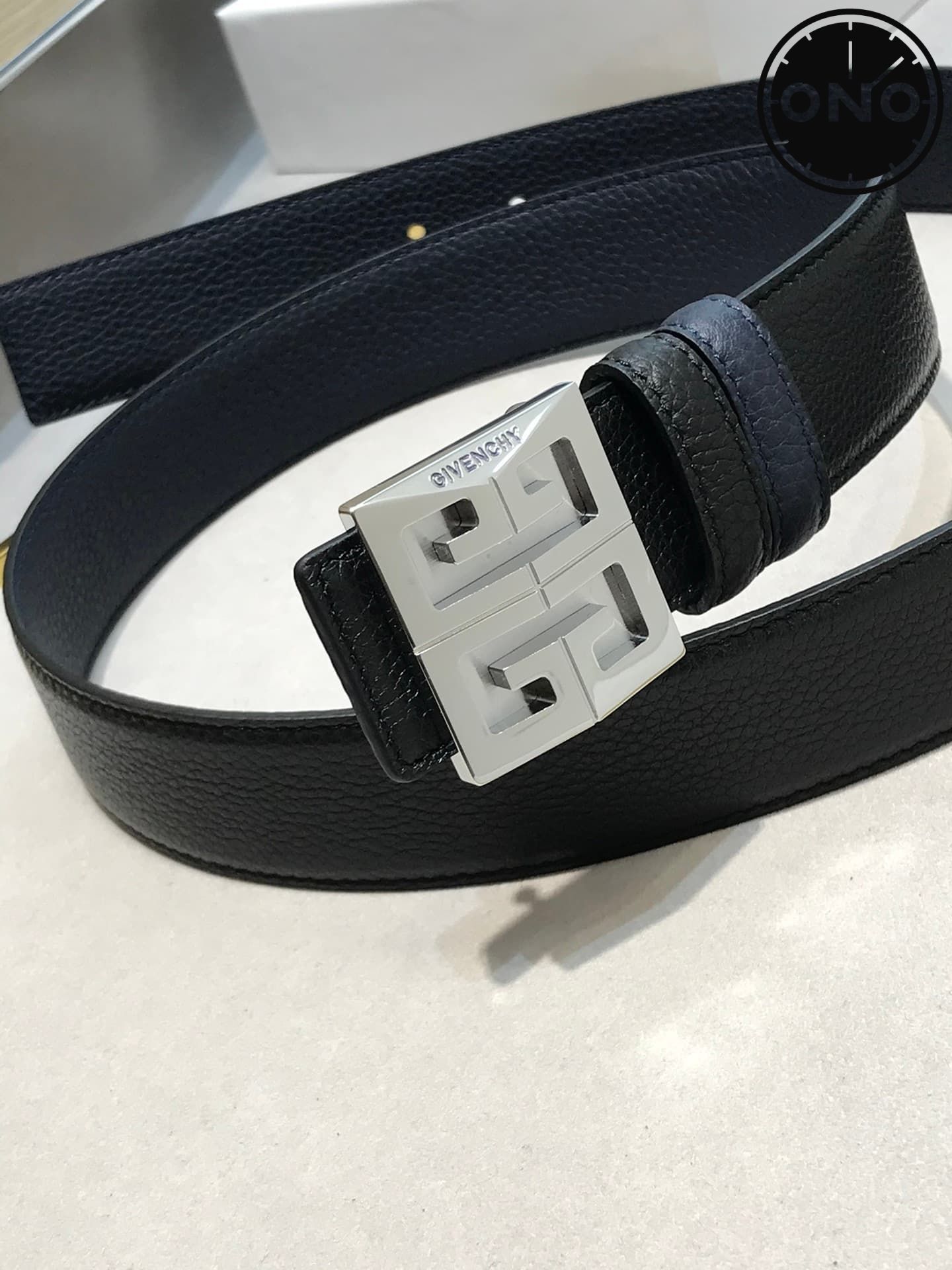 givenchy_belt_14_2.jpg
