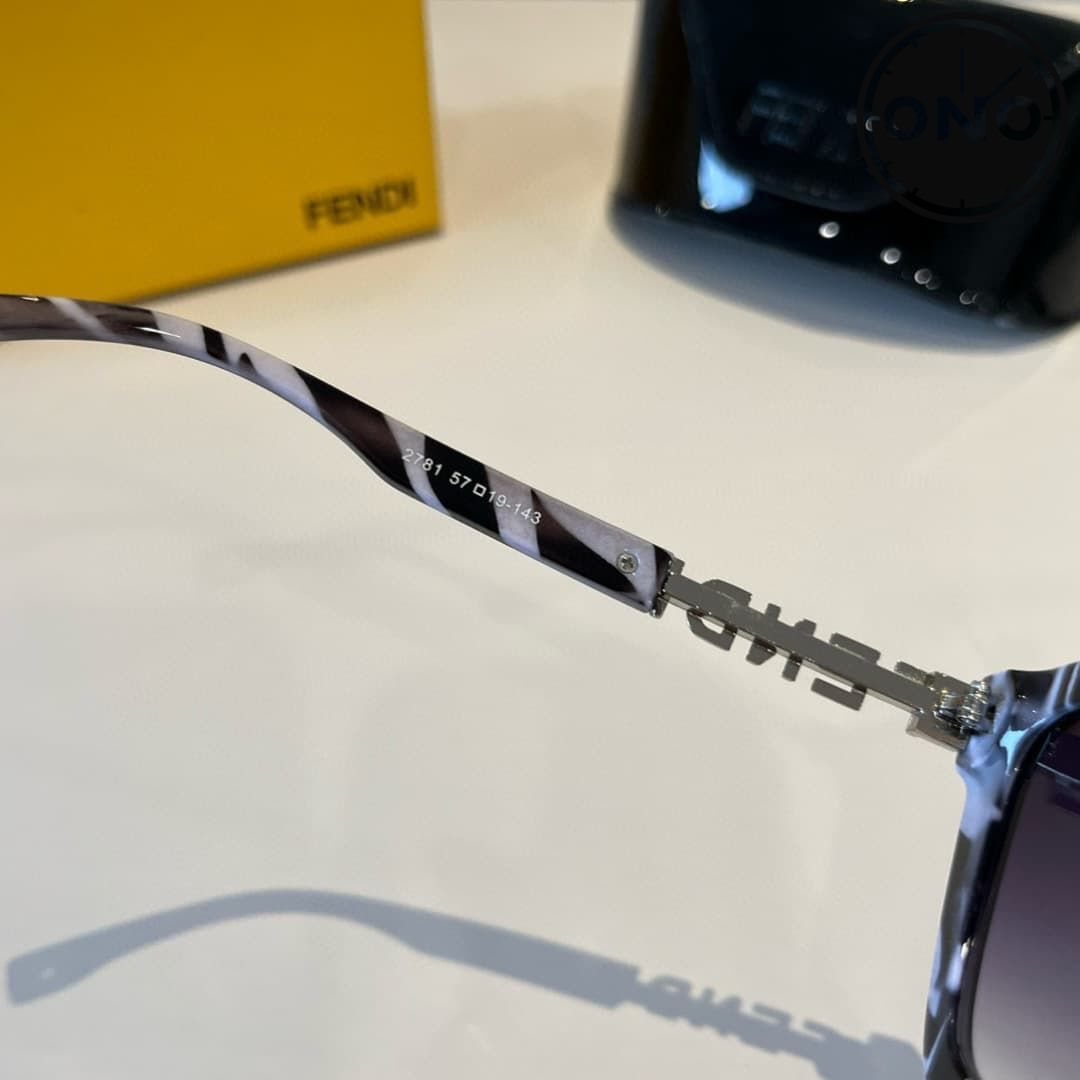 fendi-glasses_3_8.jpg