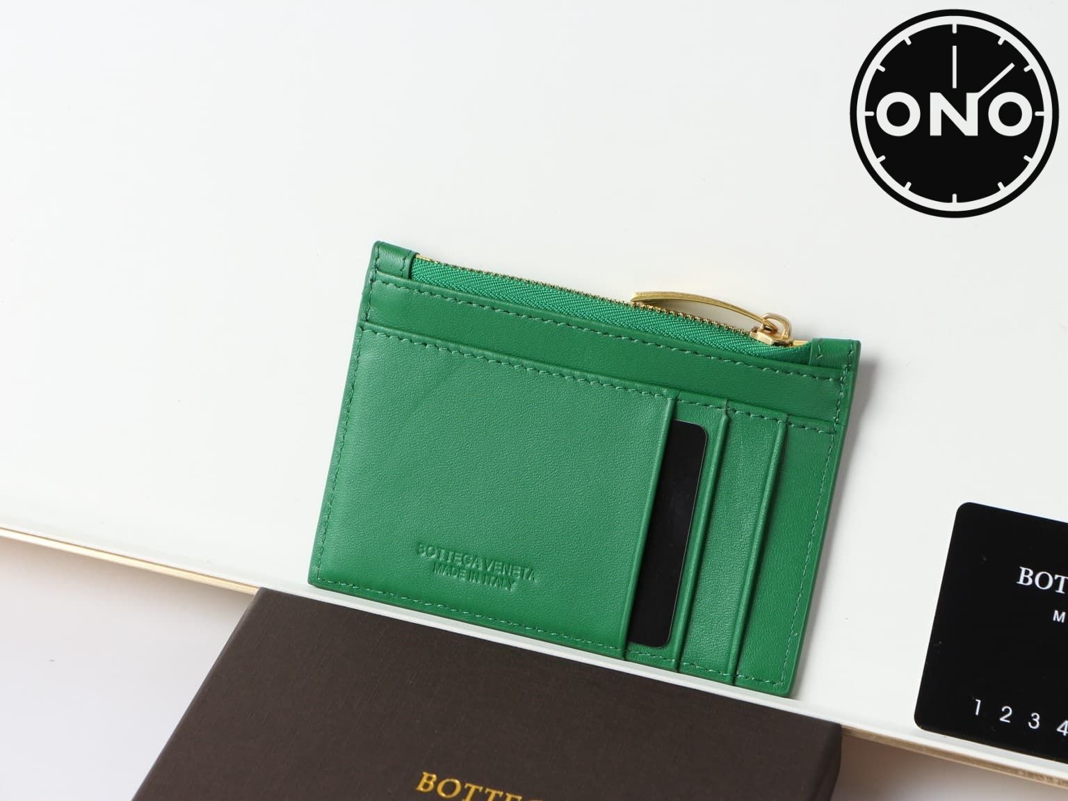 bottega_veneta_wallet_6_1.jpg