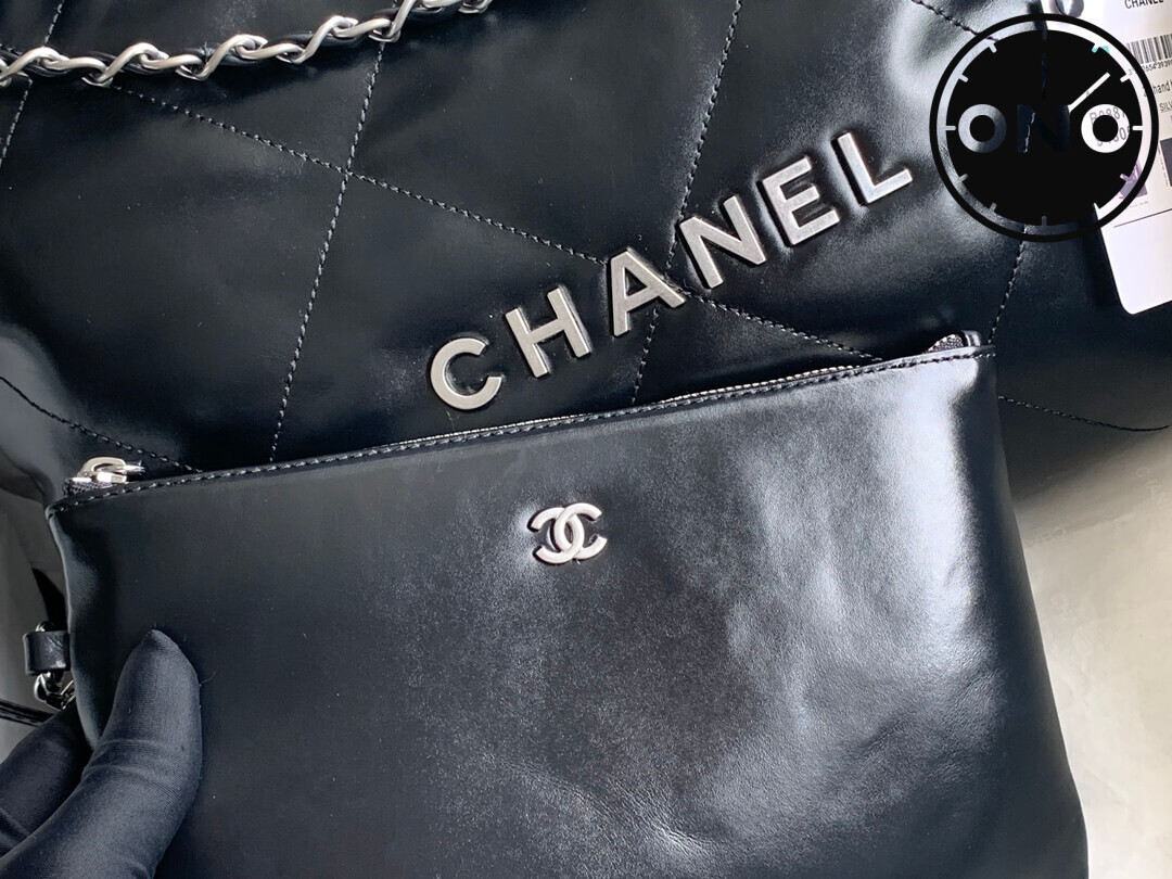 chanel_women_65_3.jpg