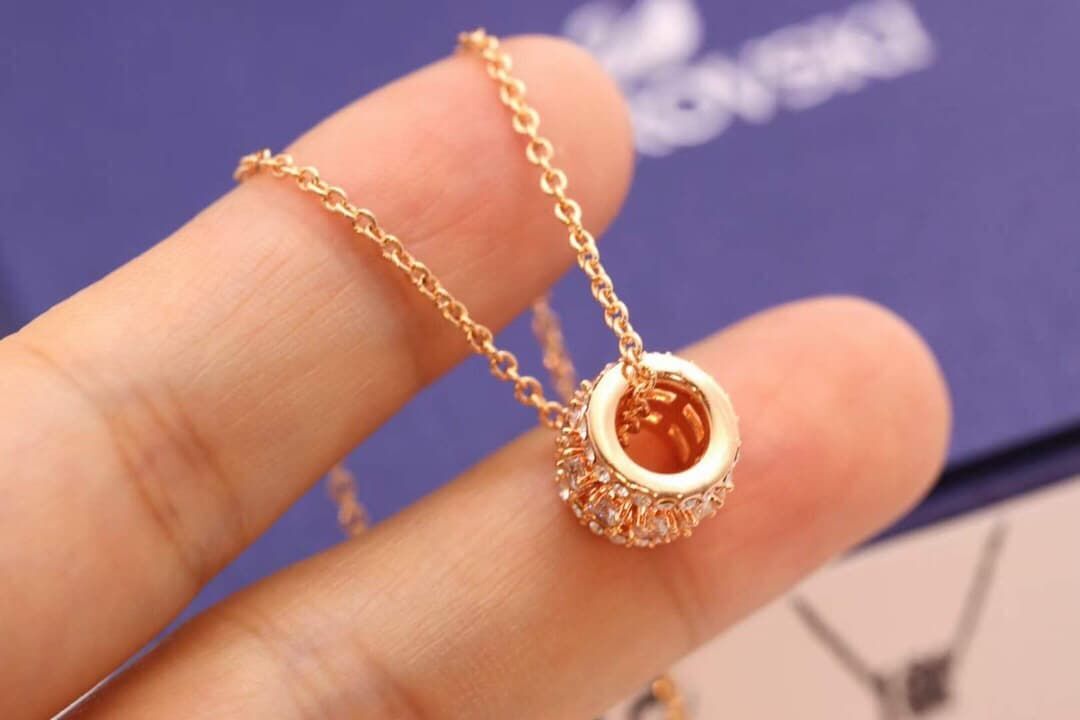 swarovski-necklace_17_1.jpg