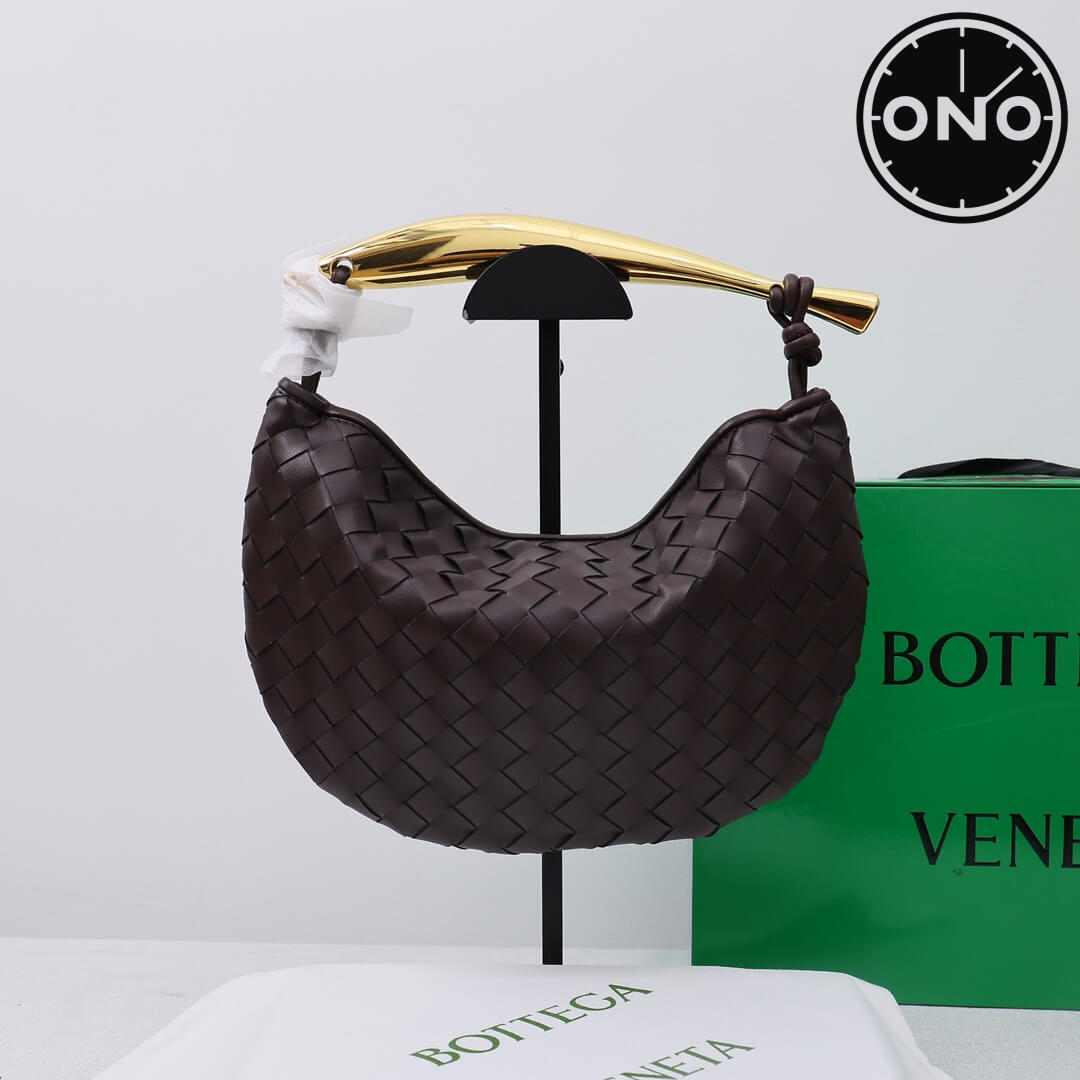 bottega_veneta_women_166_1.jpg