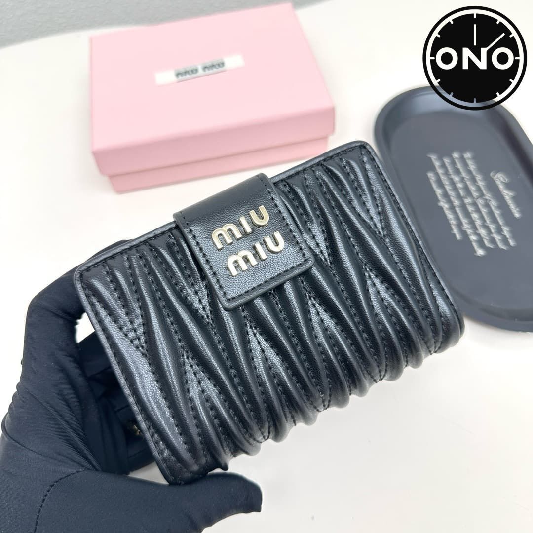 miumiu_wallet_20_3.jpg