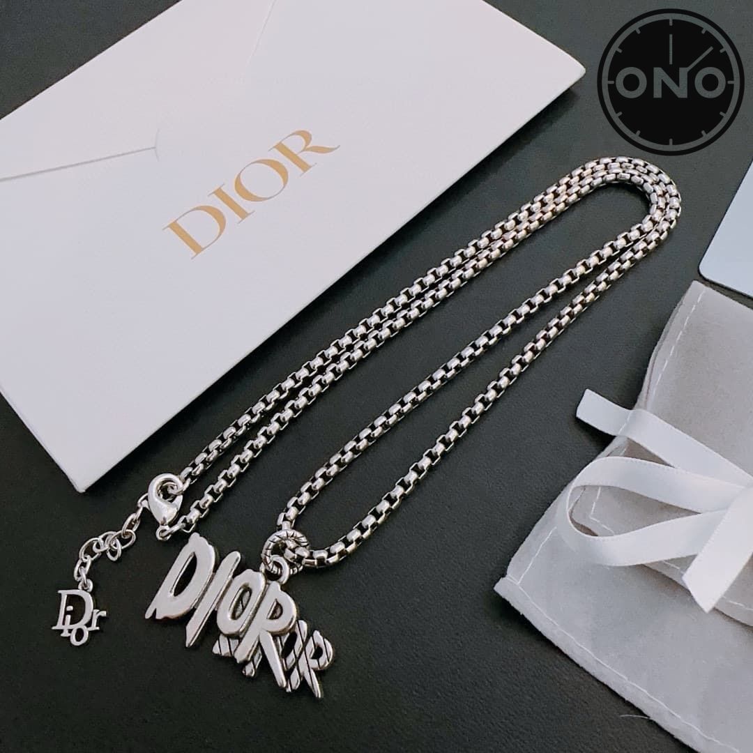 dior-necklace_110_2.jpg