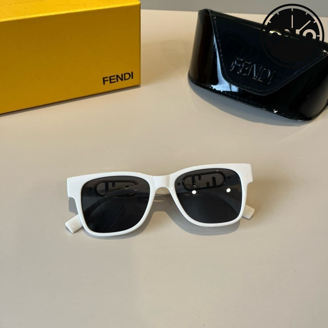 fendi-glasses_9_4.jpg