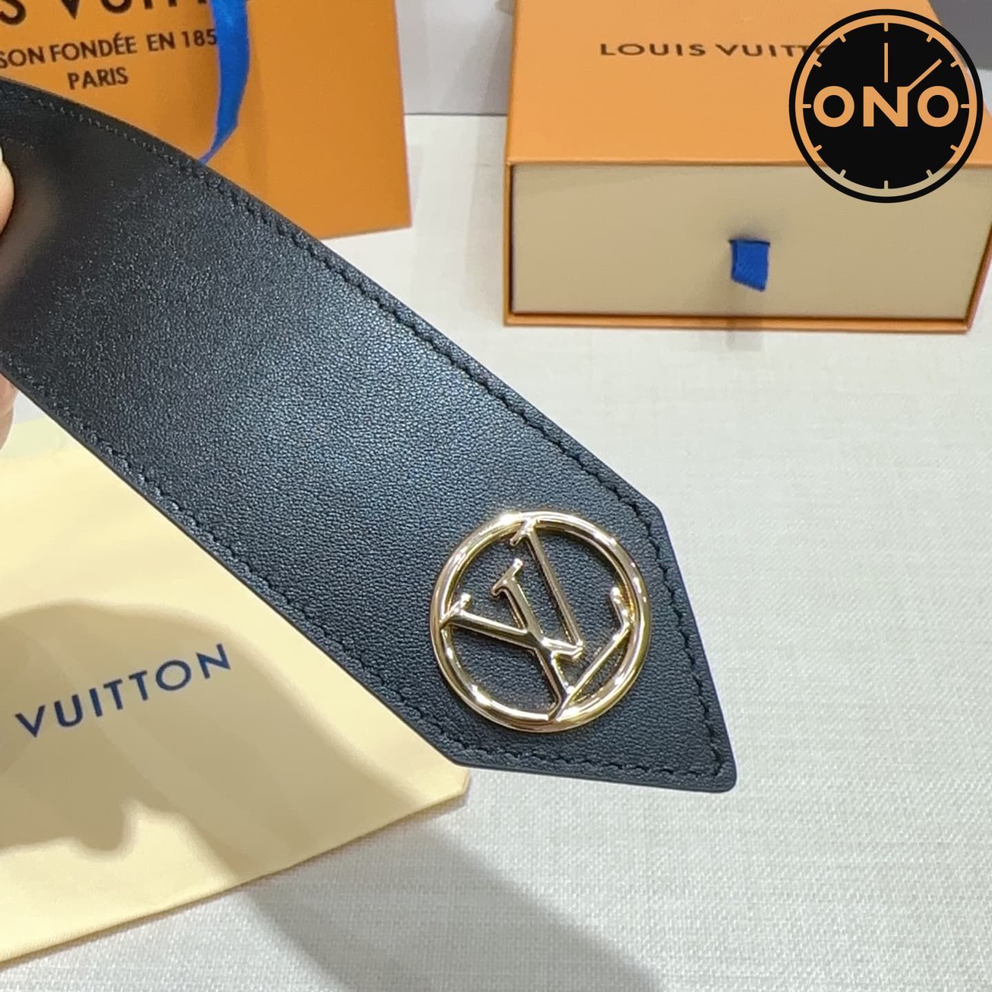 lv_belt_23_8.jpg