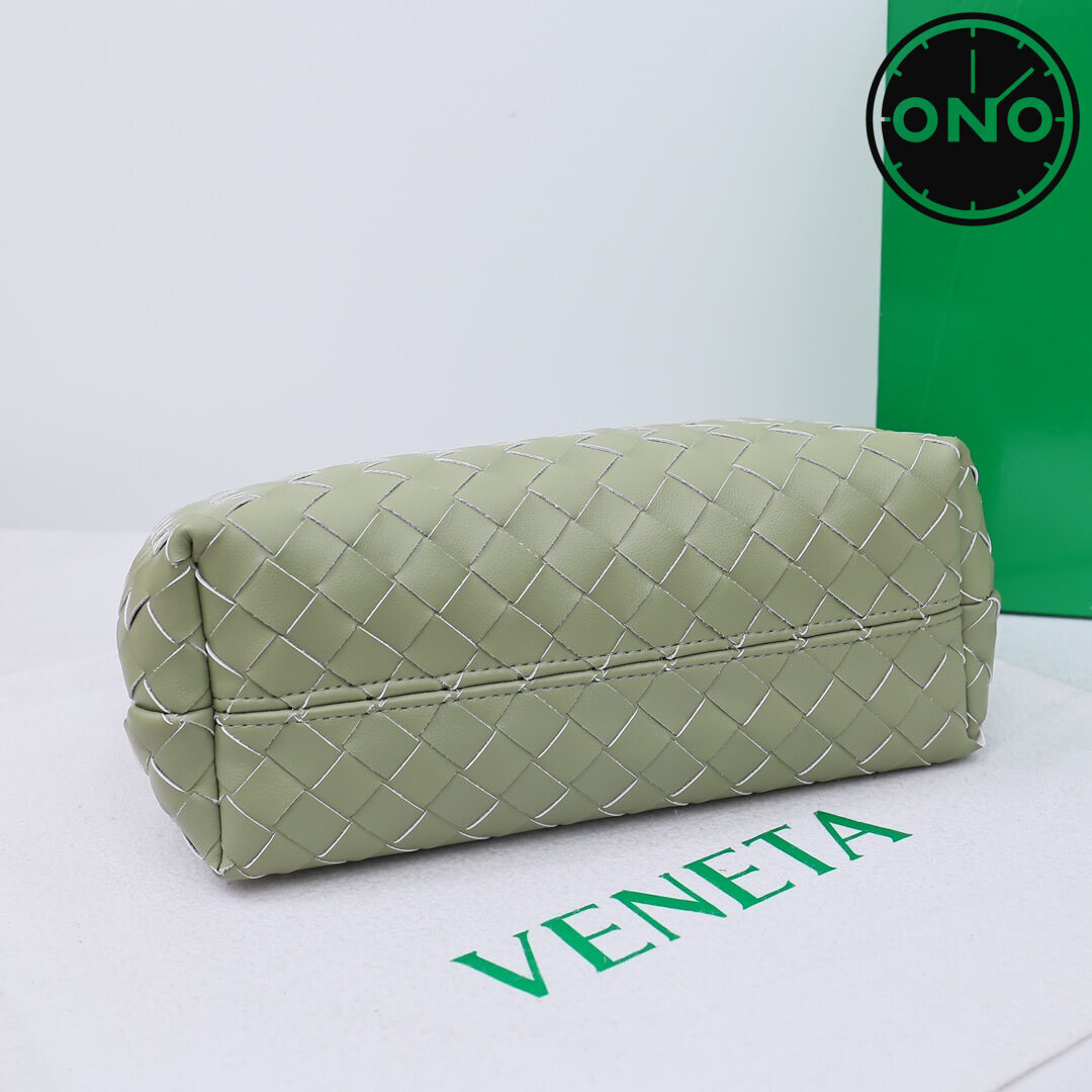 bottega_veneta_women_93_4.jpg