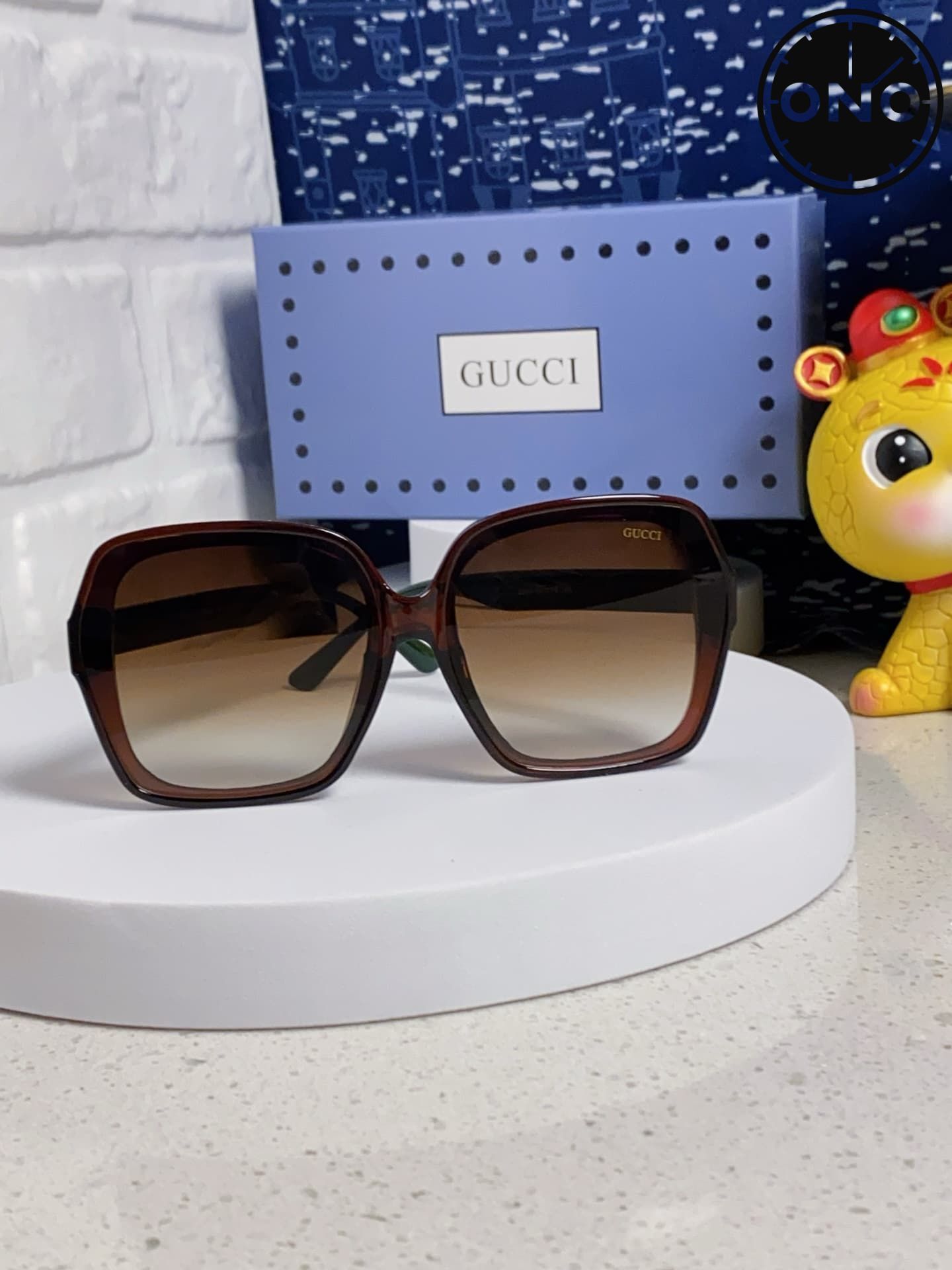 gucci-glasses_25_1.jpg