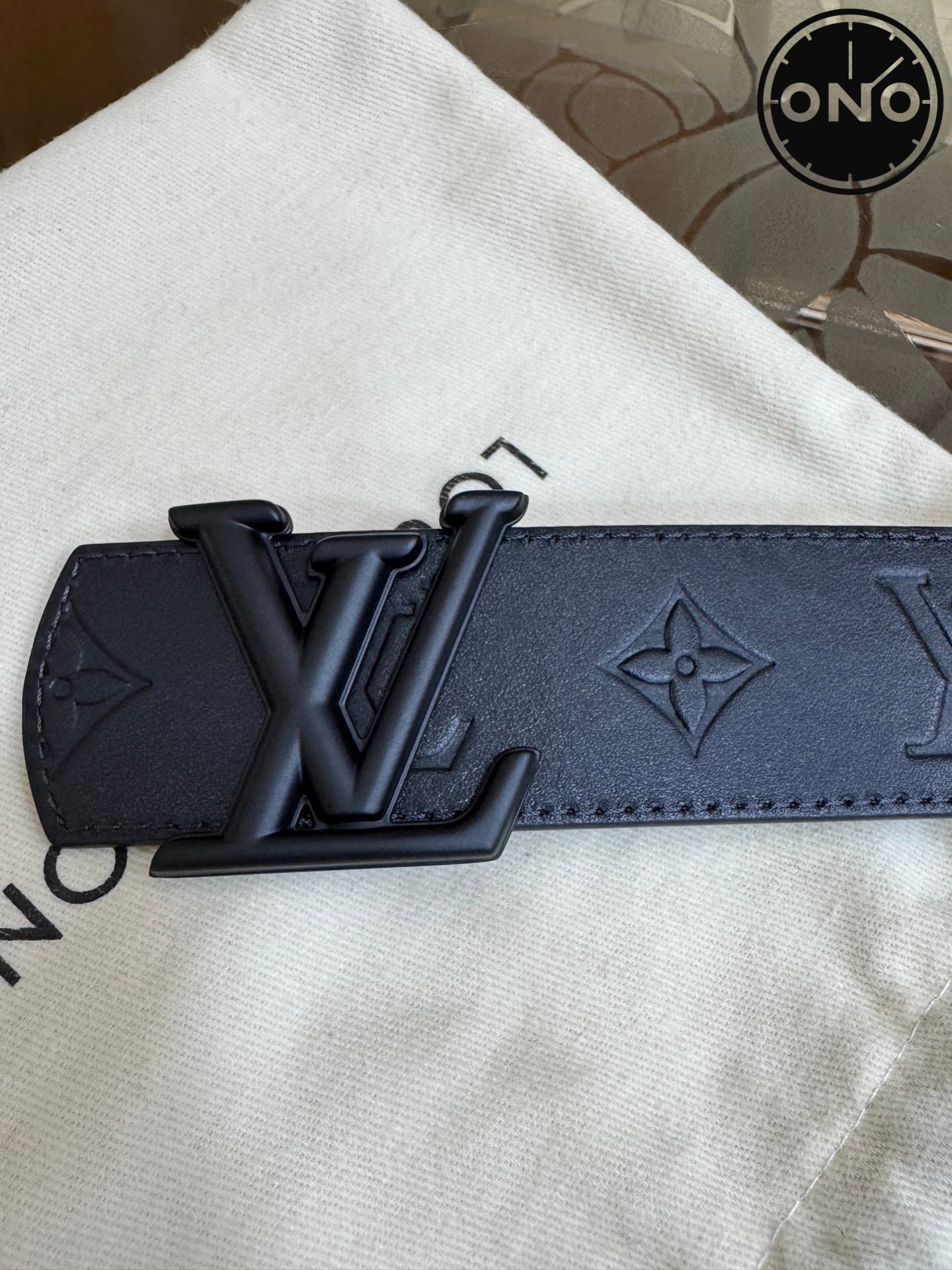 lv_belt_59_6.jpg