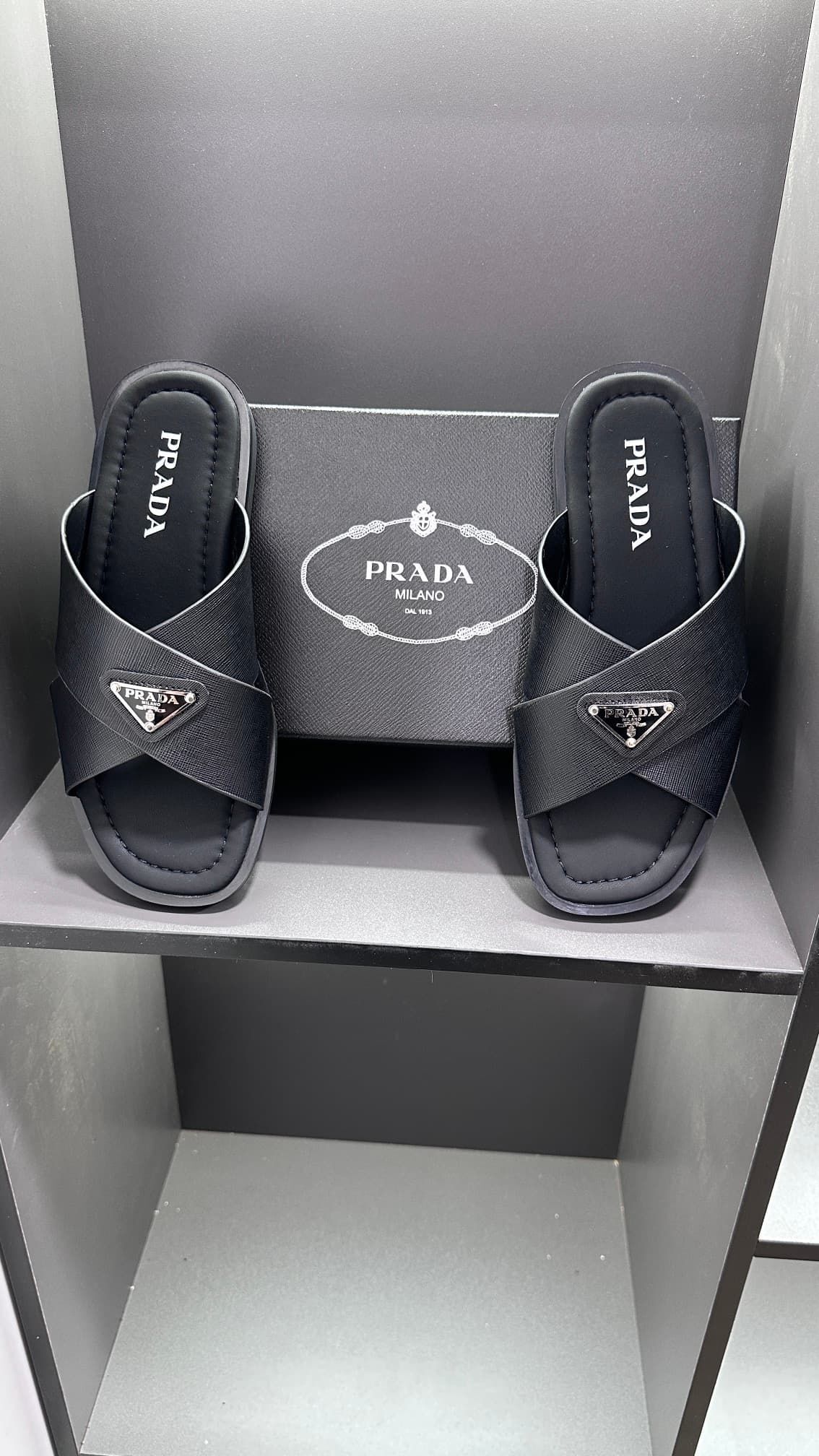 prada-slippers_46_8.jpg