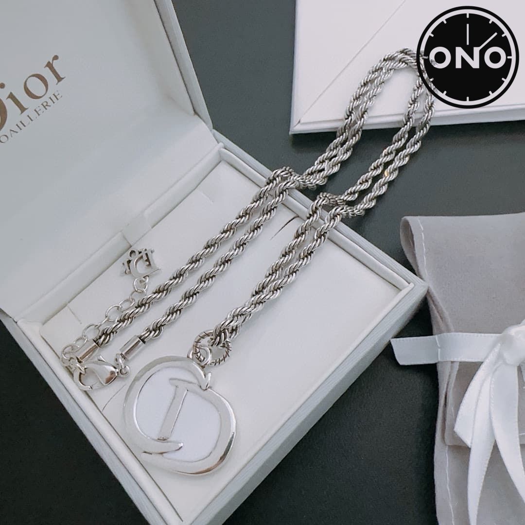 dior-necklace_88_4.jpg