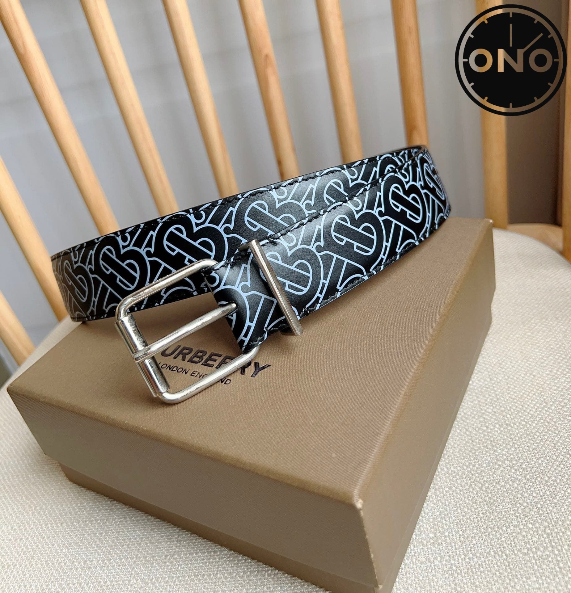 burberry_belt_123_1.jpg