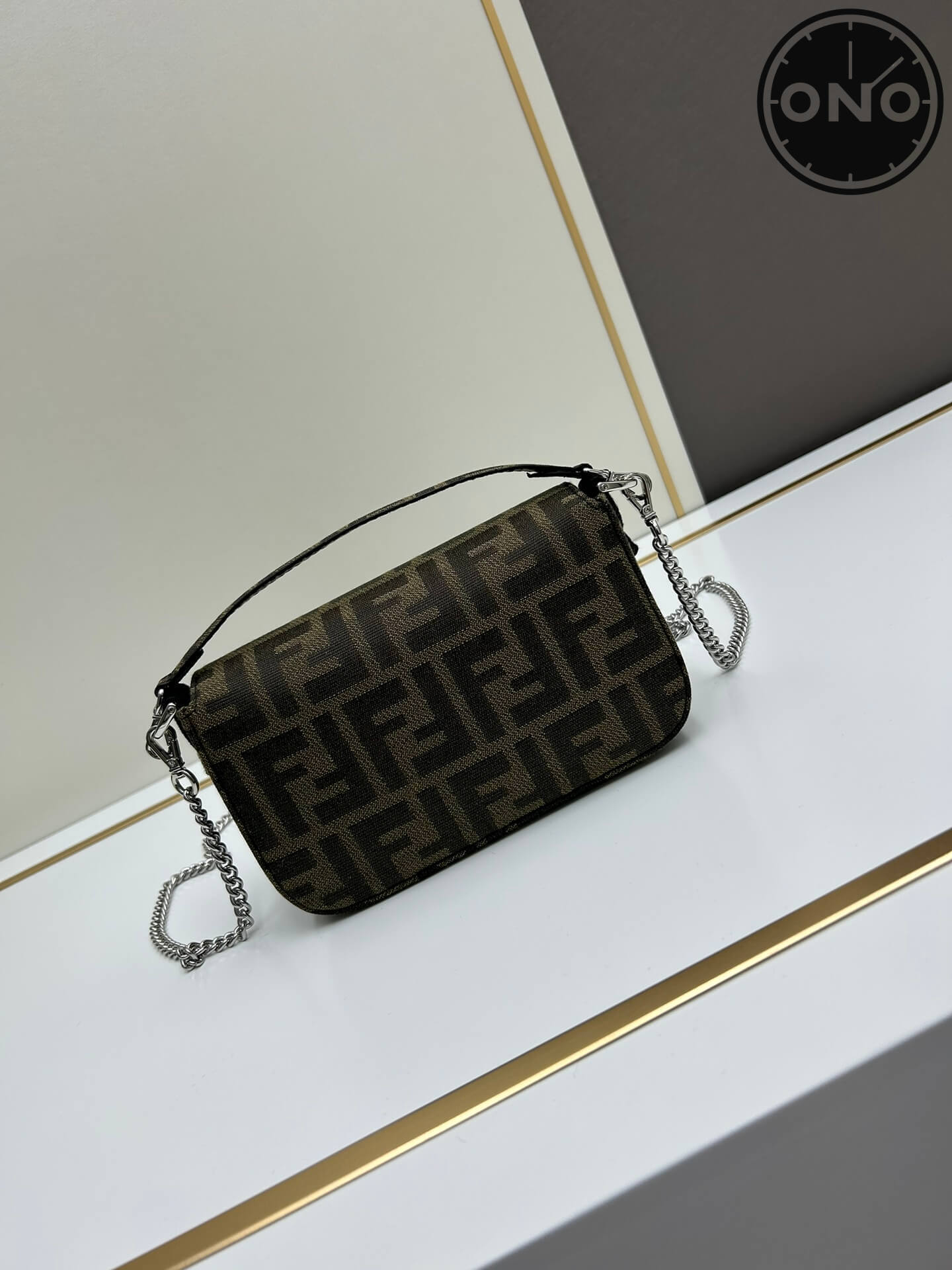 fendi_women_83_2.jpg