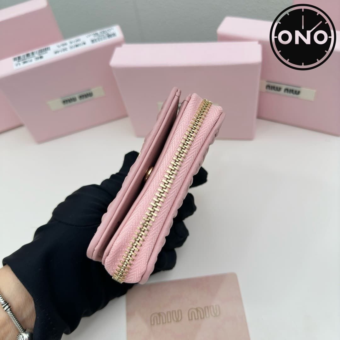 miumiu_wallet_4_5.jpg