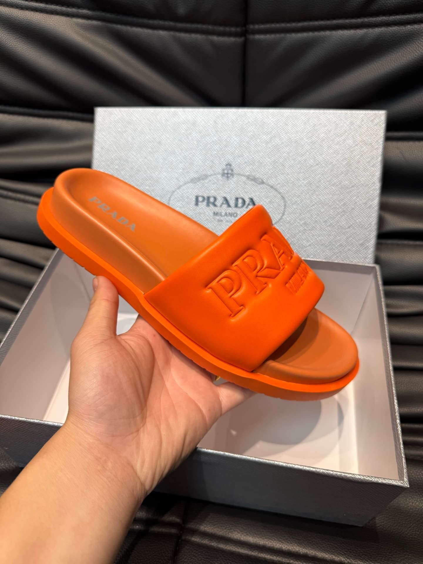 prada-slippers_22_5.jpg