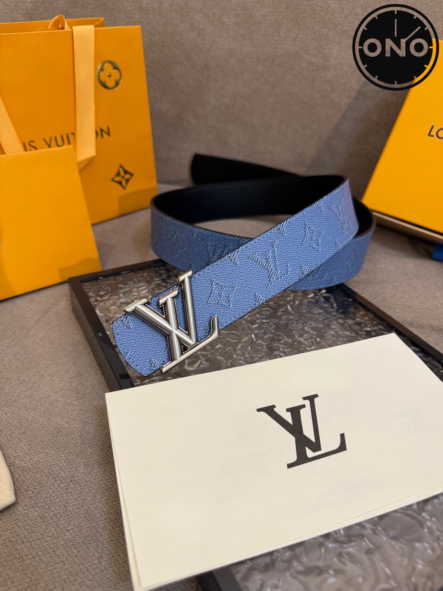 lv_belt_64_1.jpg