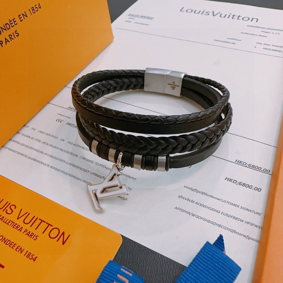 lv-bracelet_5_1.jpg