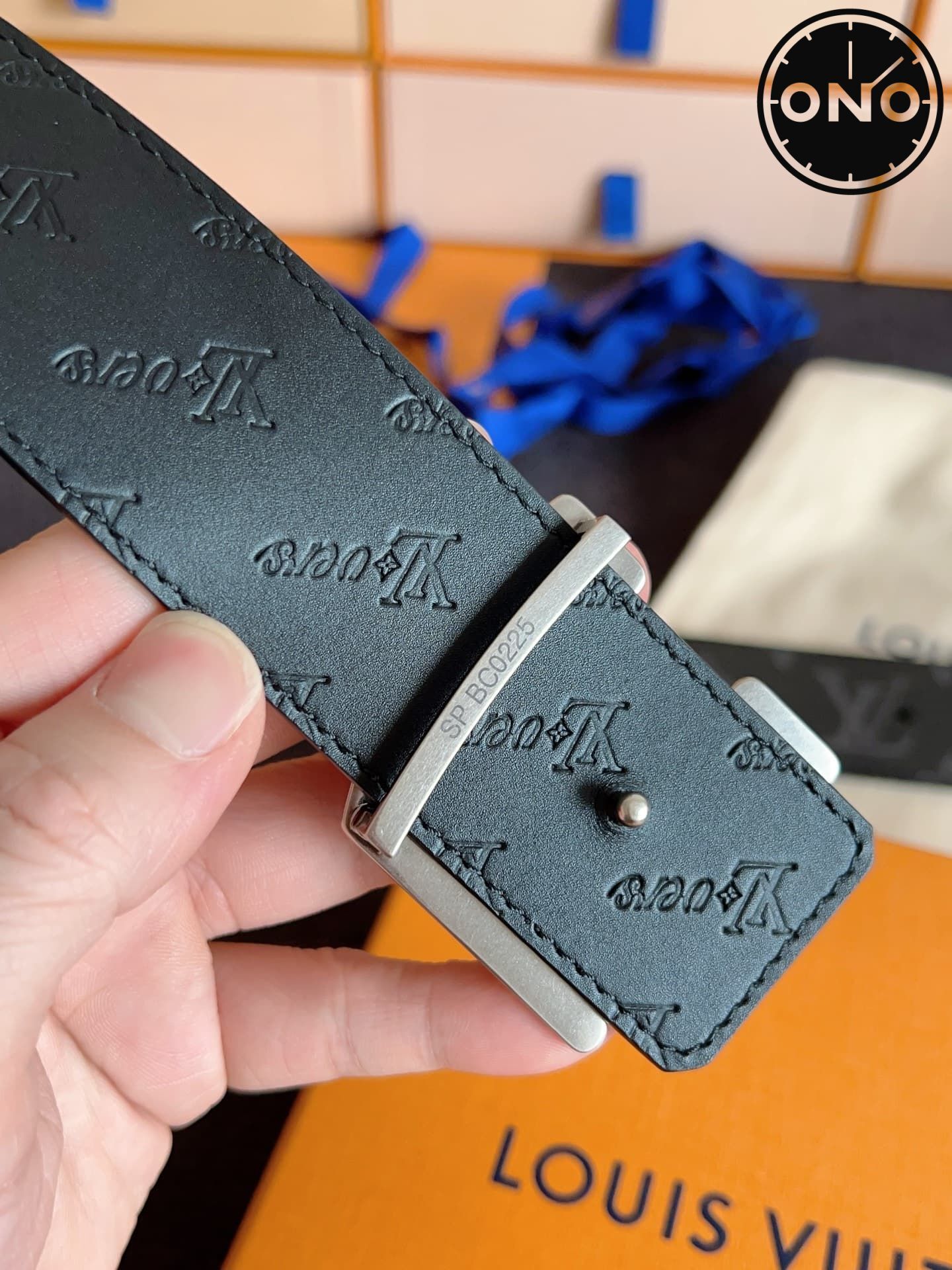 lv_belt_69_4.jpg