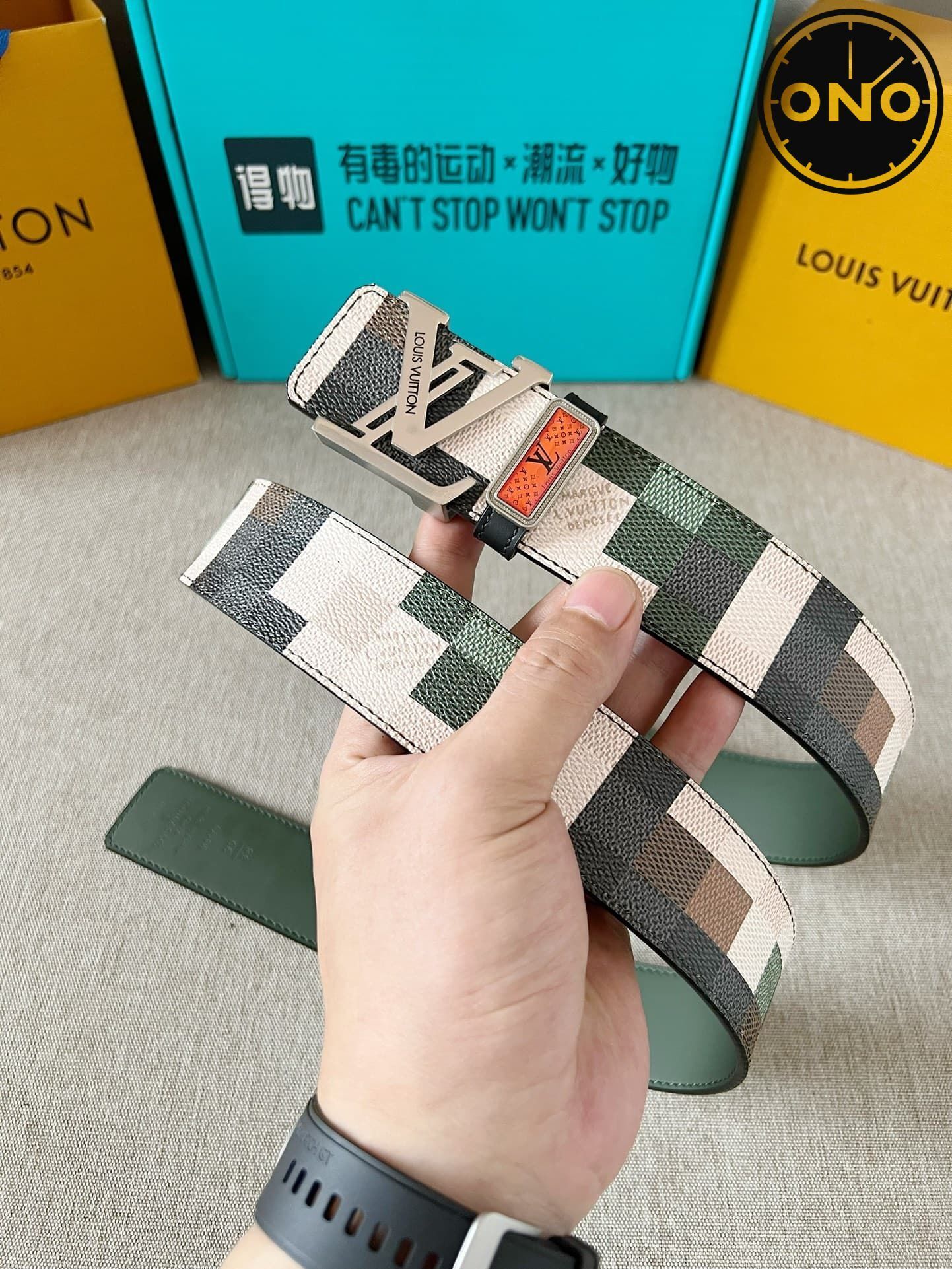 lv_belt_110_3.jpg