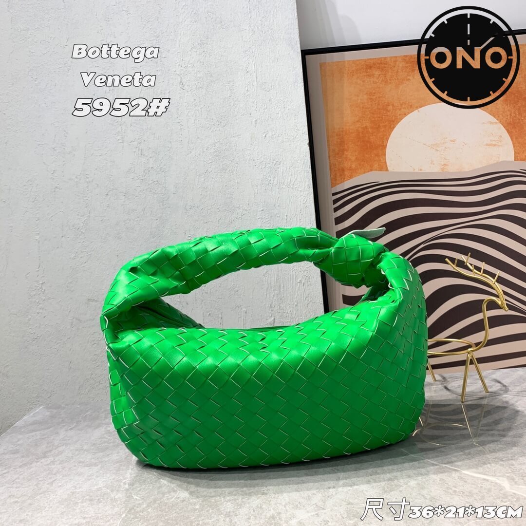 bottega_veneta_women_58_2.jpg