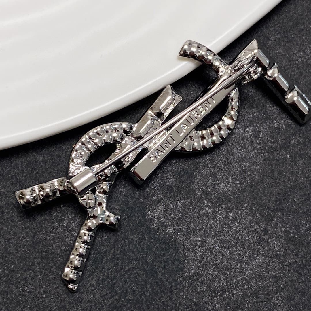 ysl-brooch_20_2.jpg