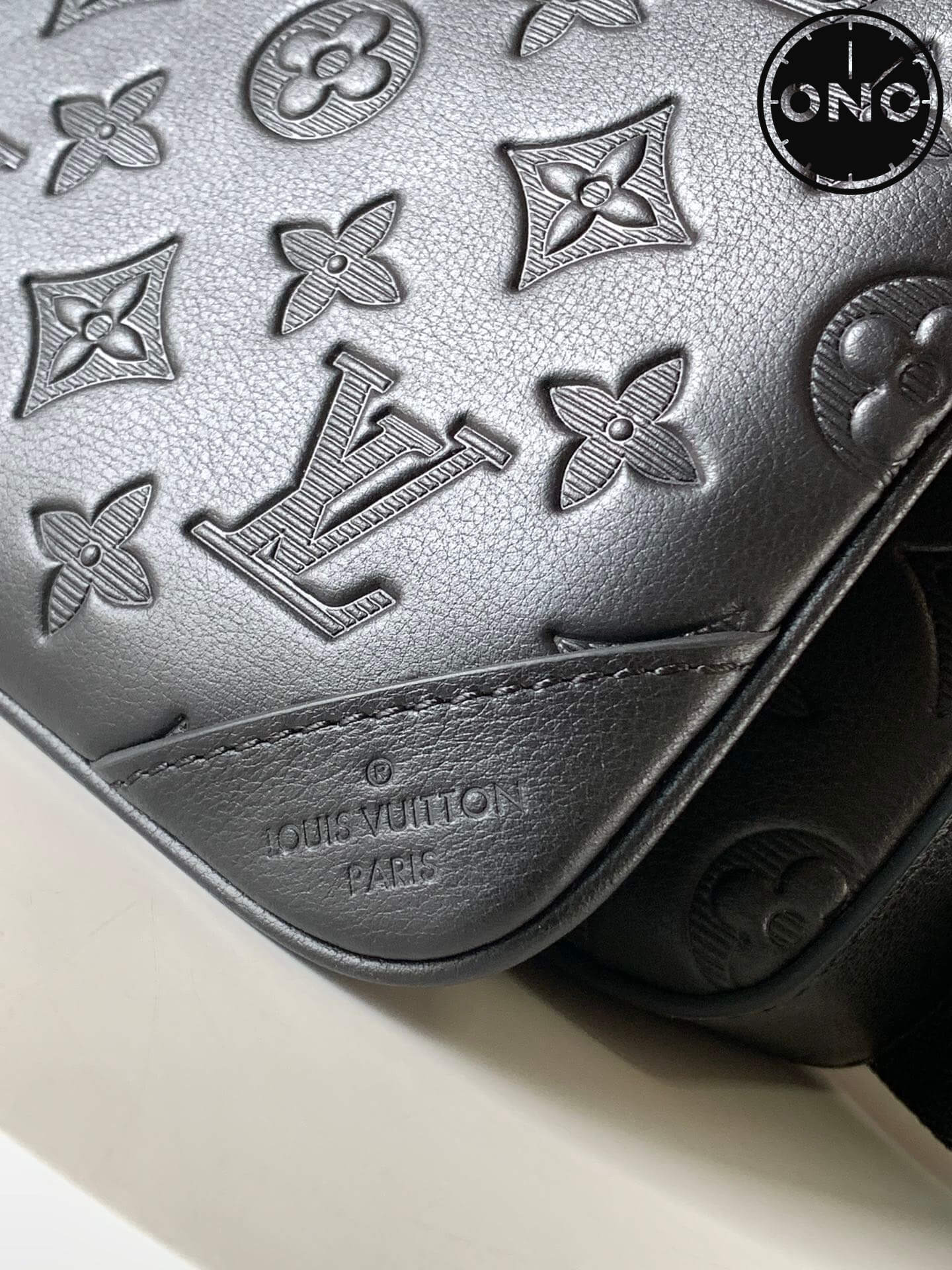 lv_men_9_5.jpg