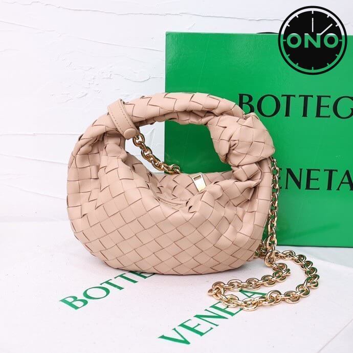 bottega_veneta_women_77_1.jpg