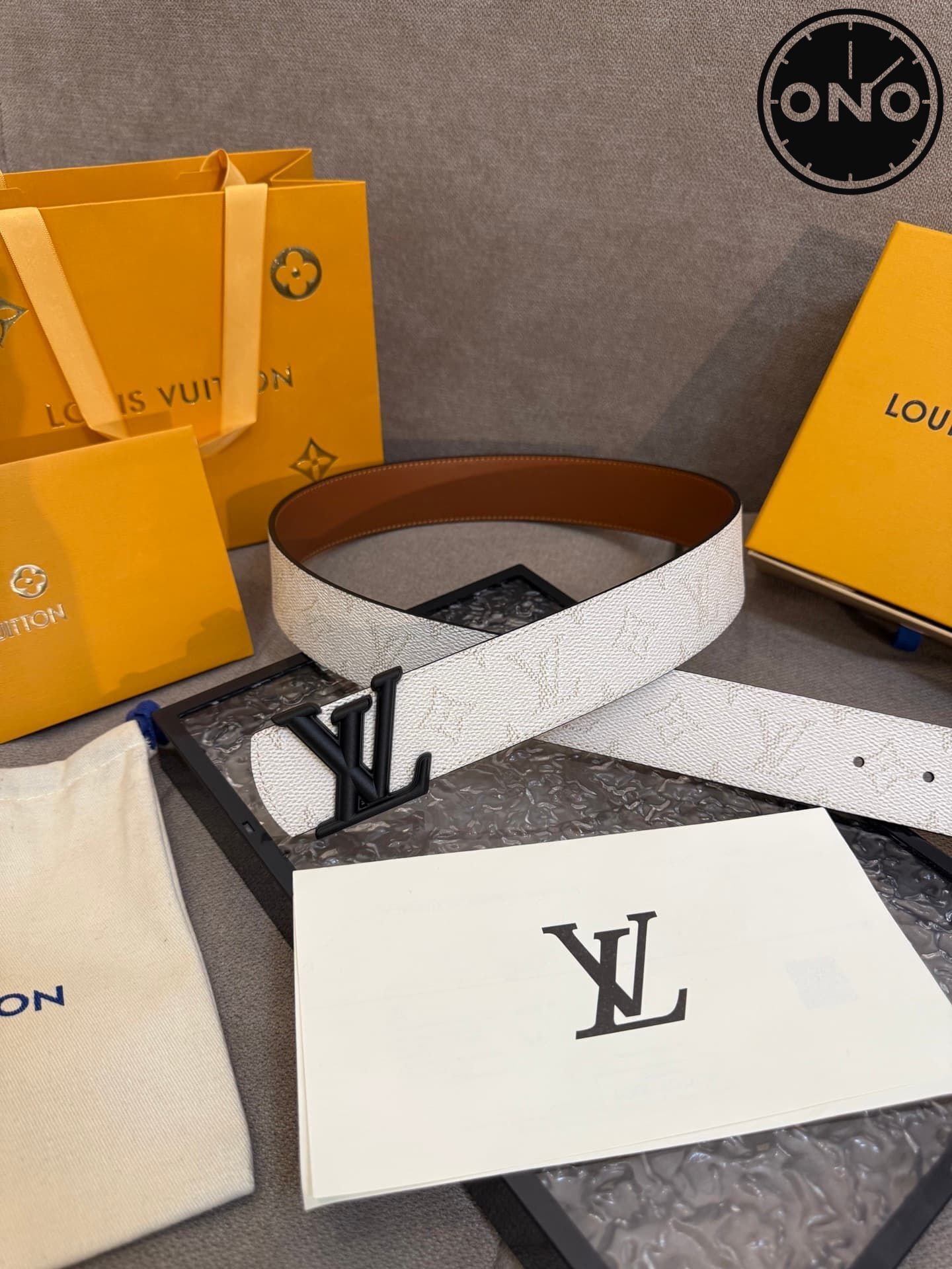 lv_belt_62_3.jpg