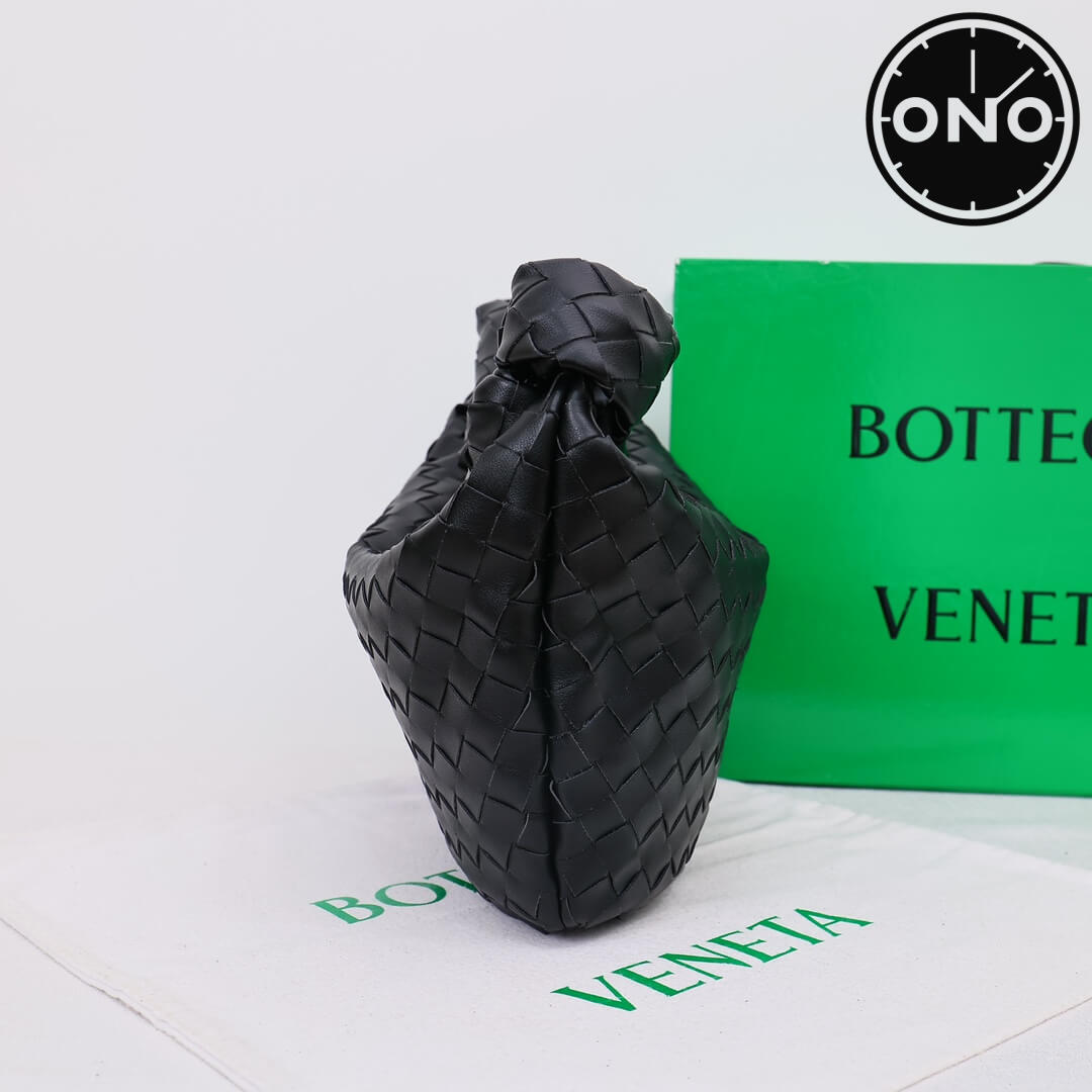 bottega_veneta_women_132_2.jpg