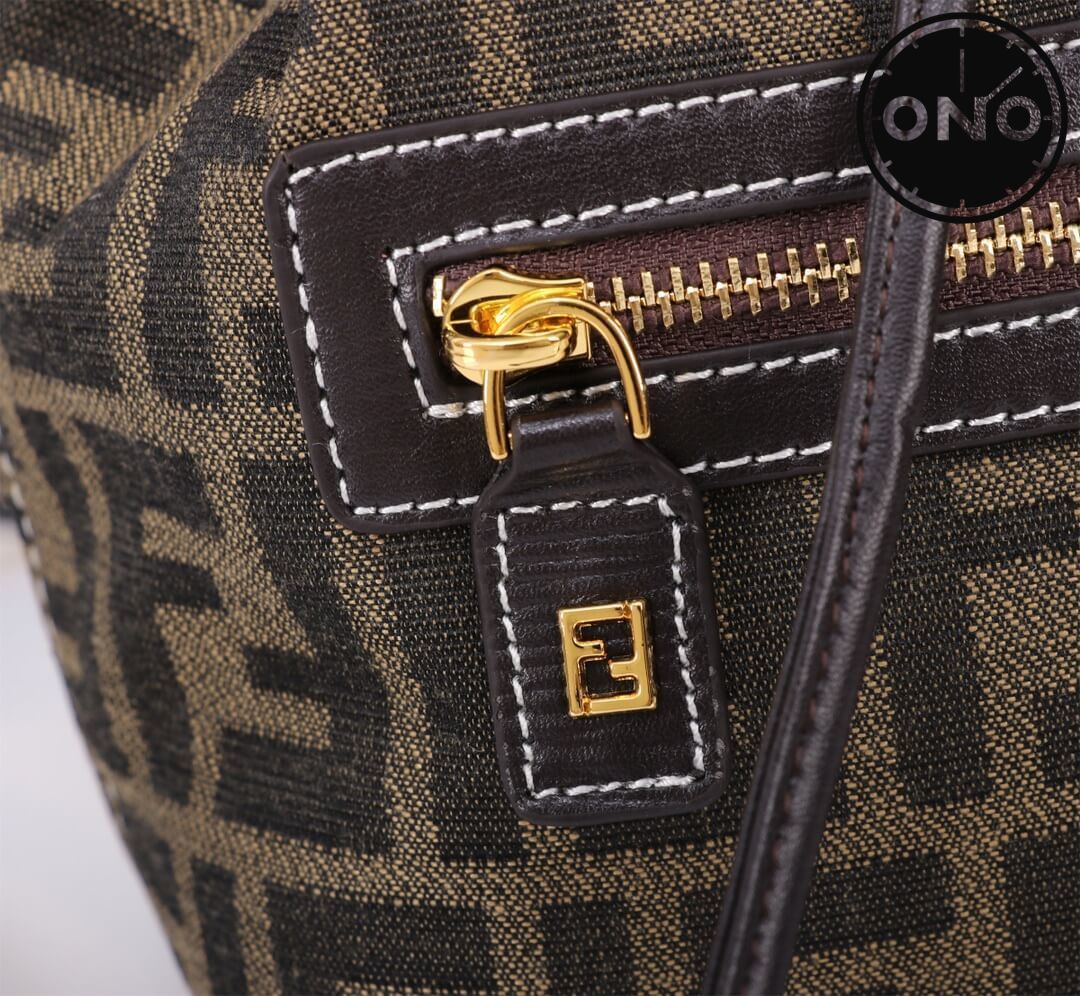 fendi_women_26_4.jpg