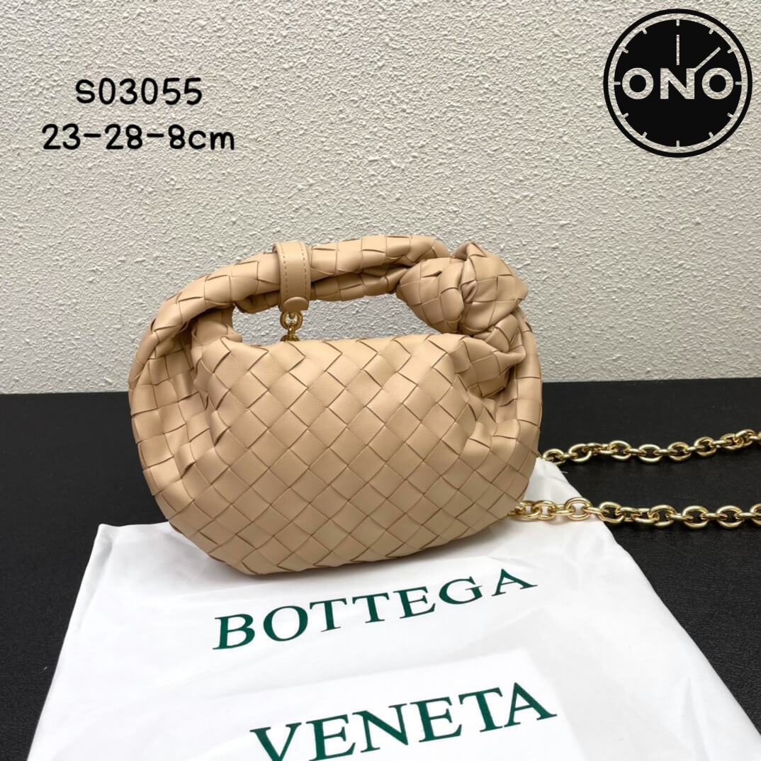 bottega_veneta_women_215_2.jpg