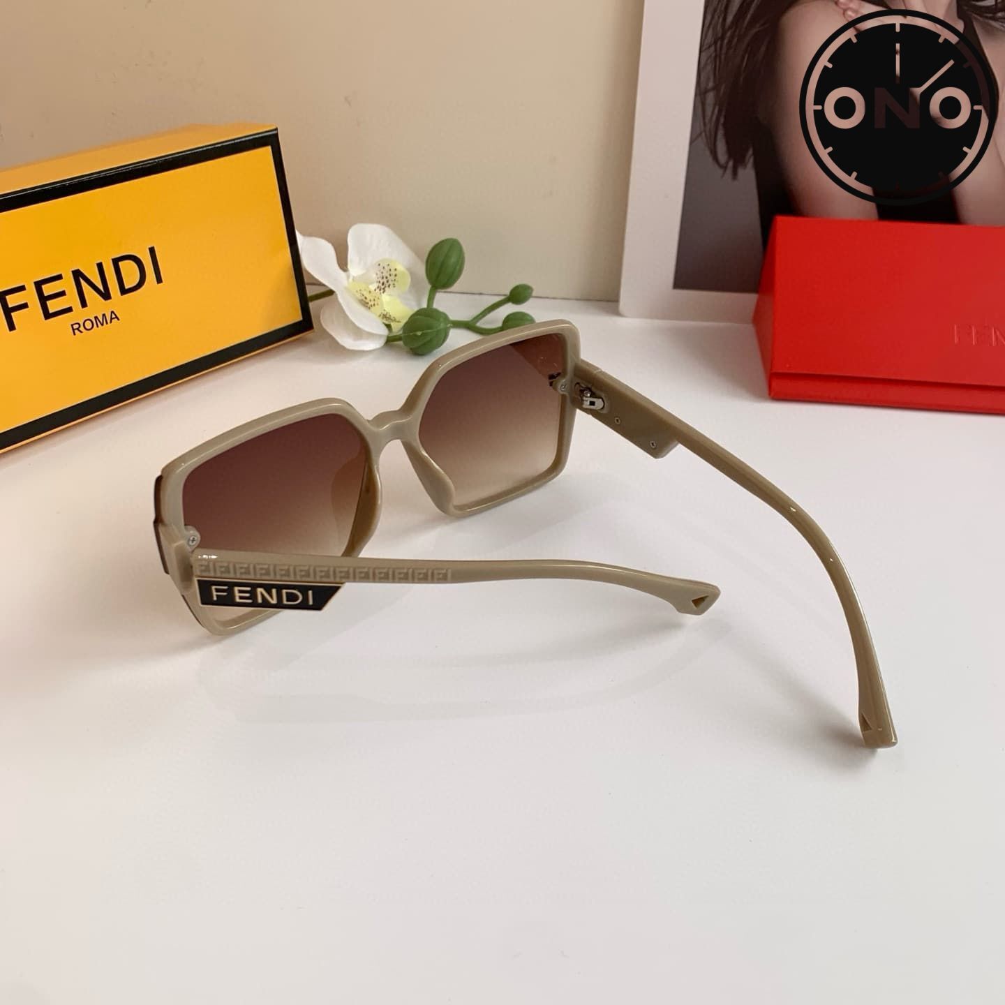 fendi-glasses_36_6.jpg