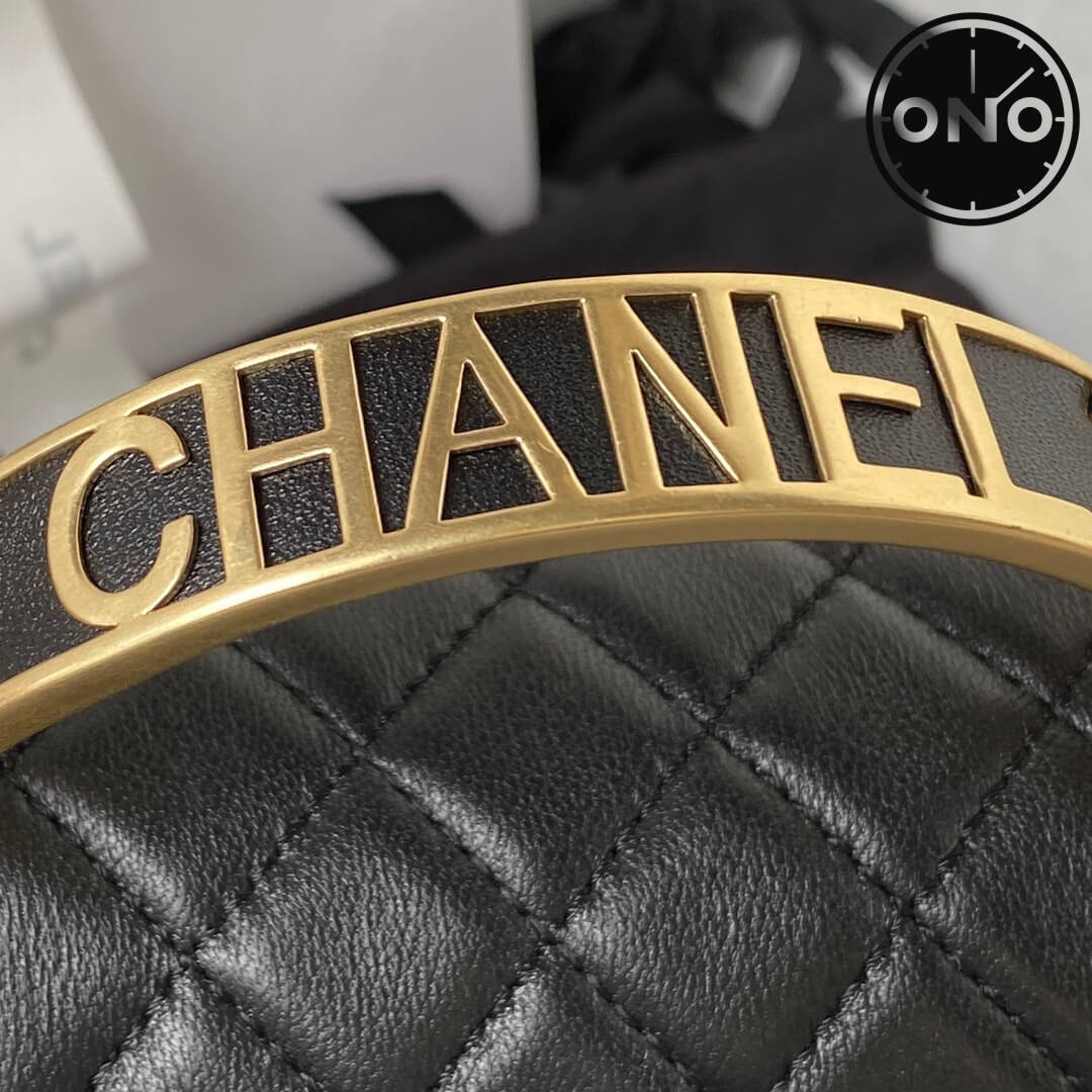 chanel_women_76_3.jpg