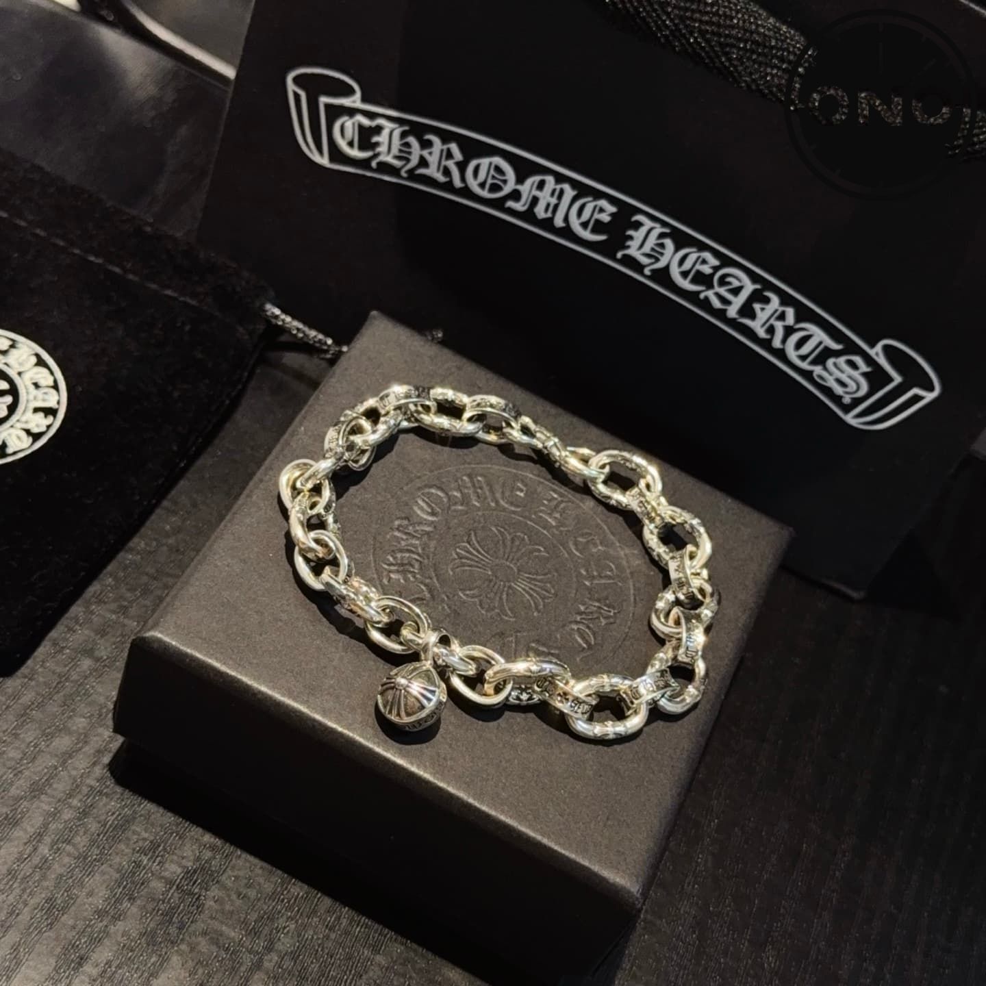 chrome-hearts-bracelet_60_1.jpg