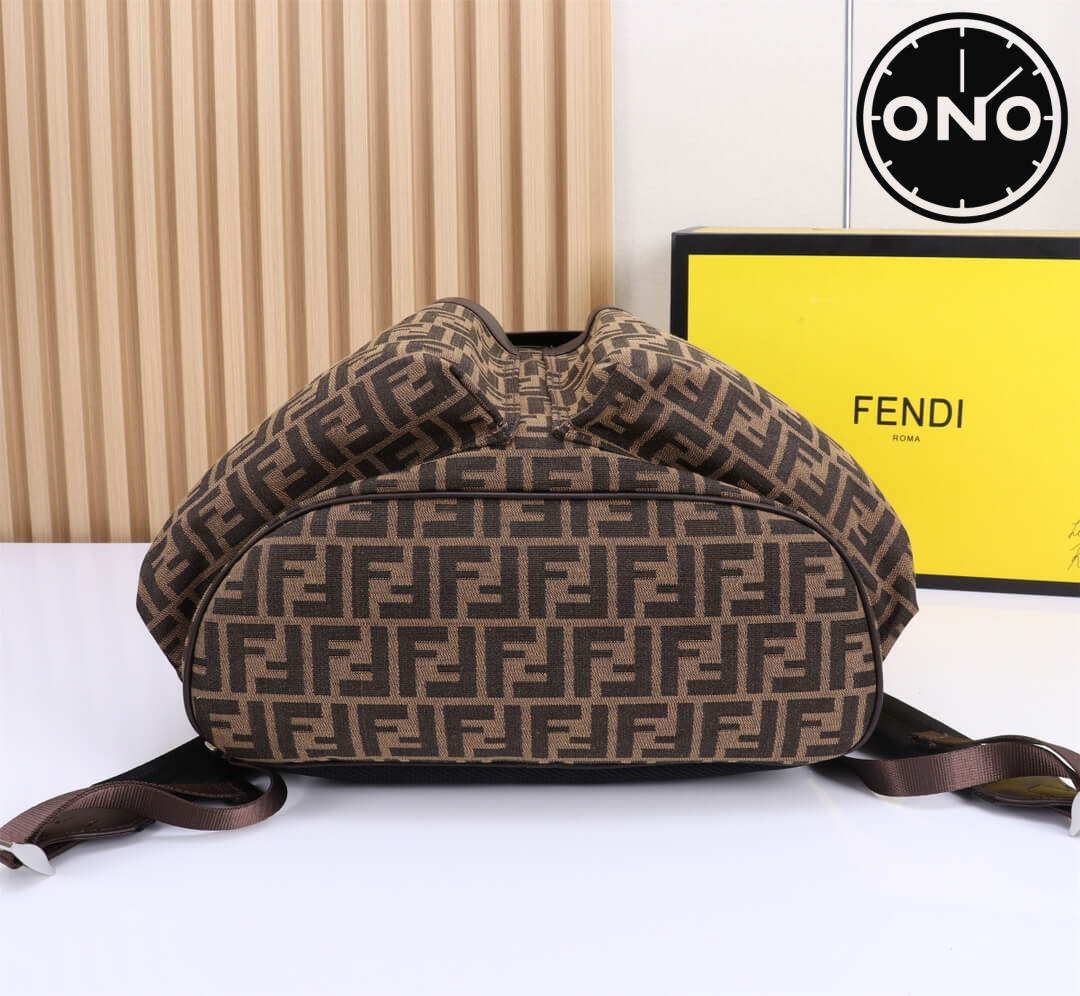 fendi_women_58_2.jpg