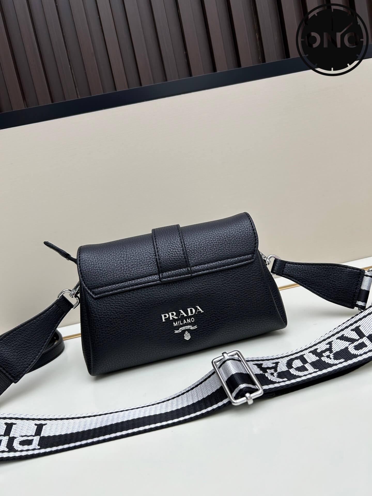 prada_women_100_2.jpg