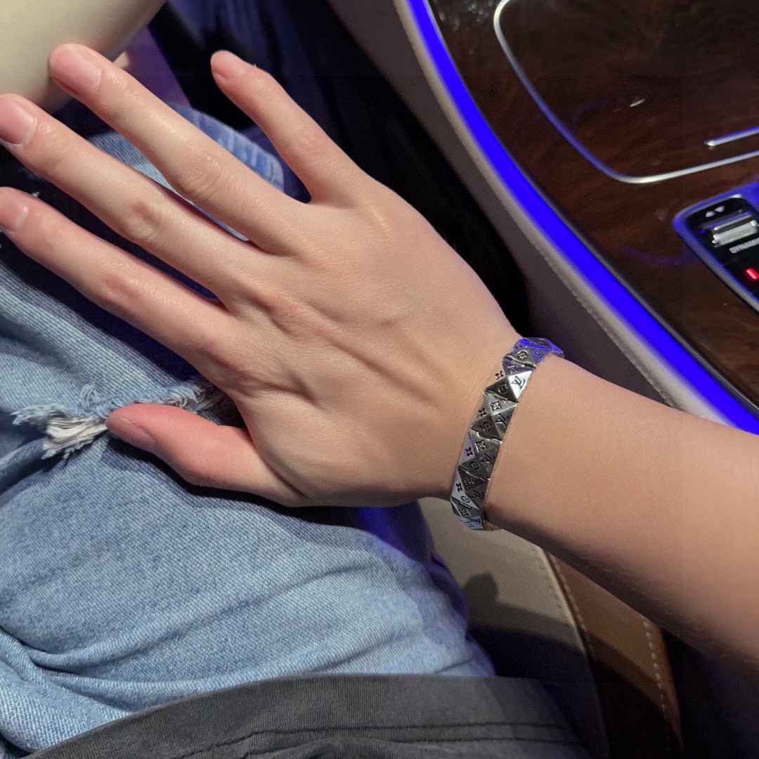 lv-bracelet_26_6.jpg
